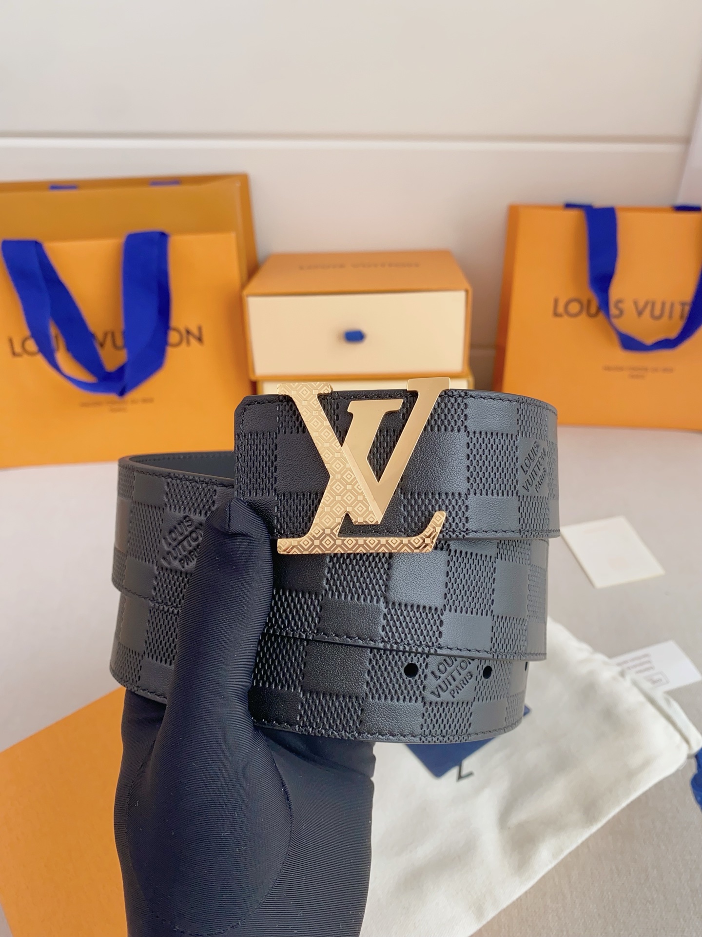 Lv belt-117