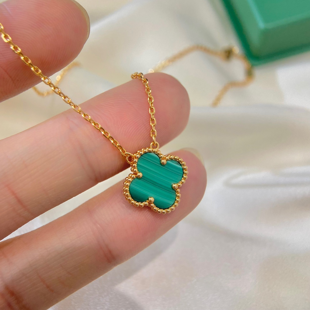 Van Cleef & Arpels necklace-33