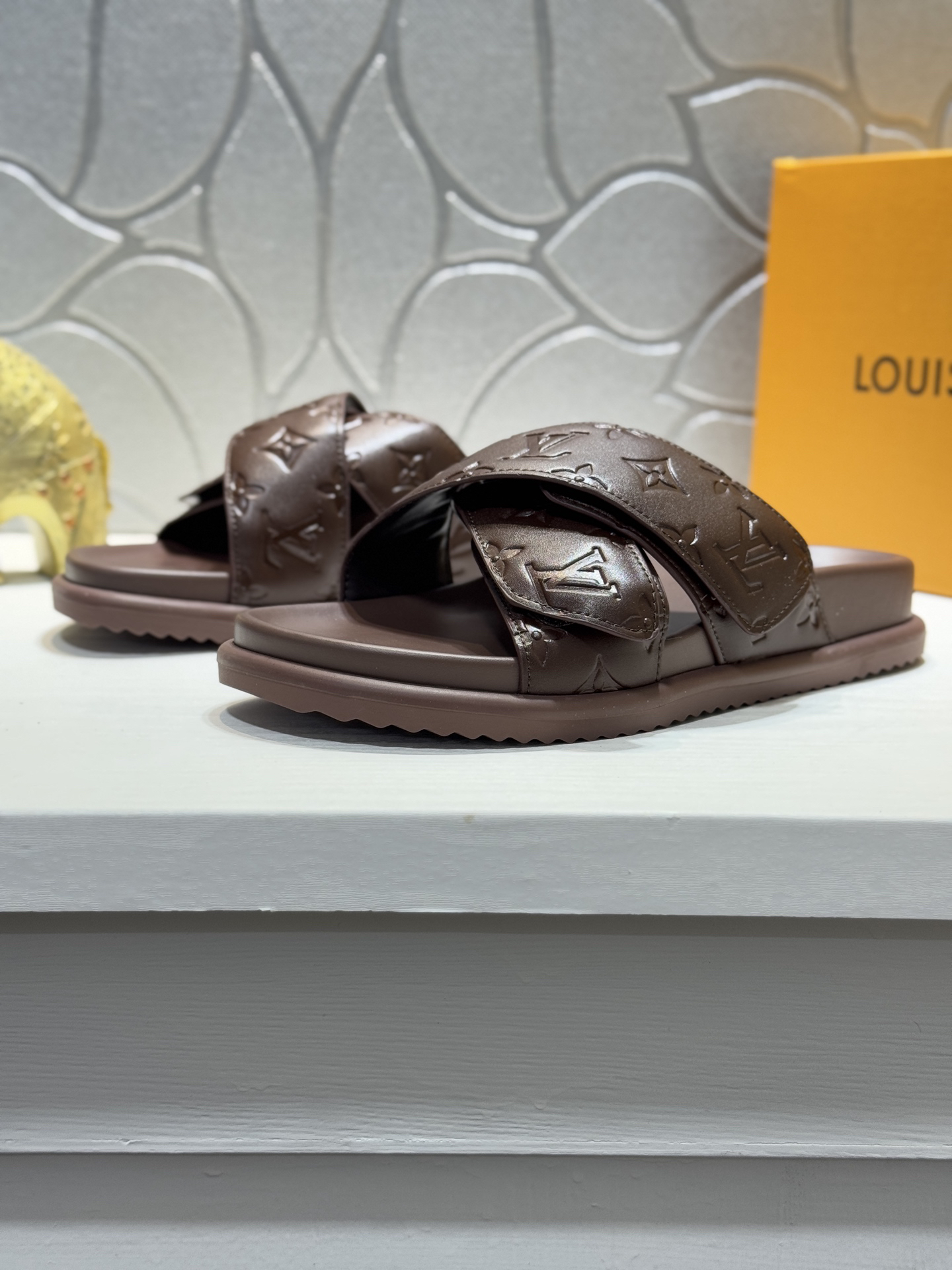 LV Summer footwear