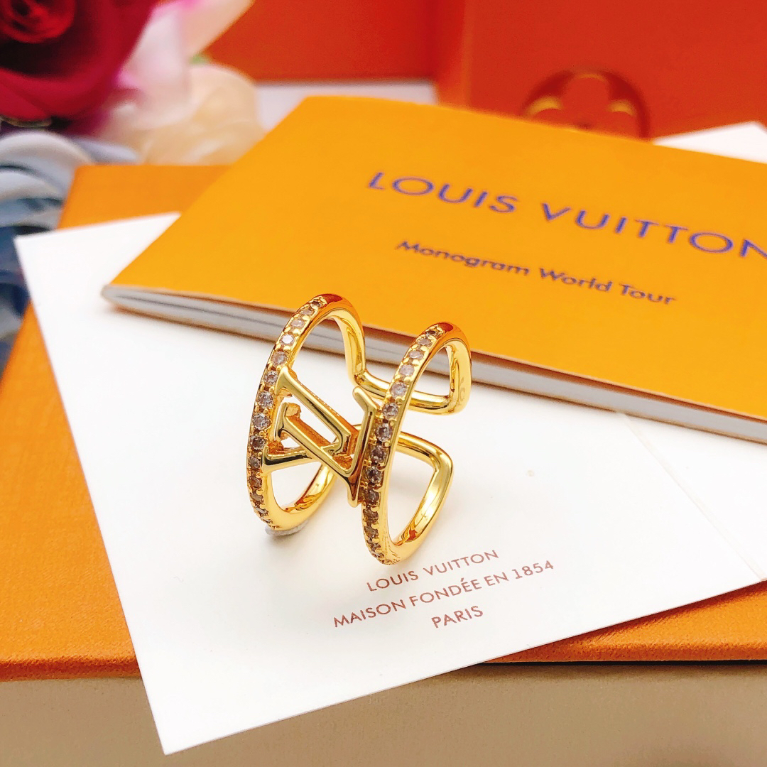 LV ring-22