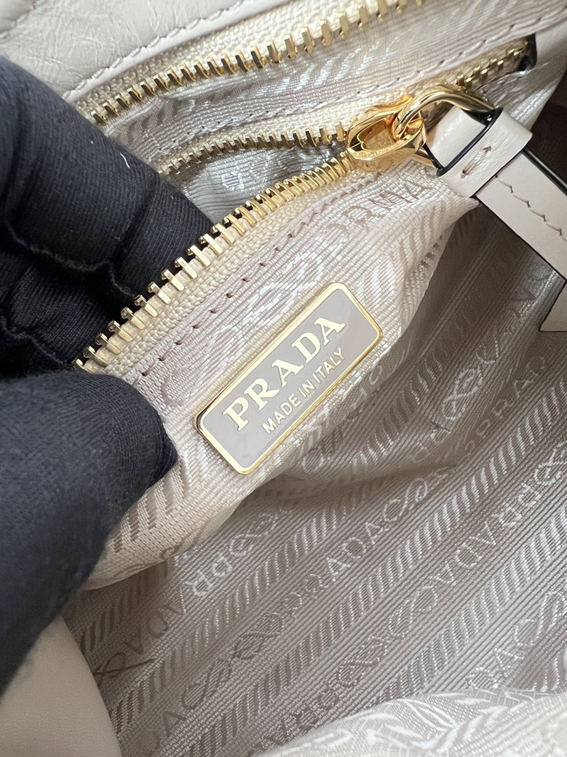 Prada Hot New Product-205