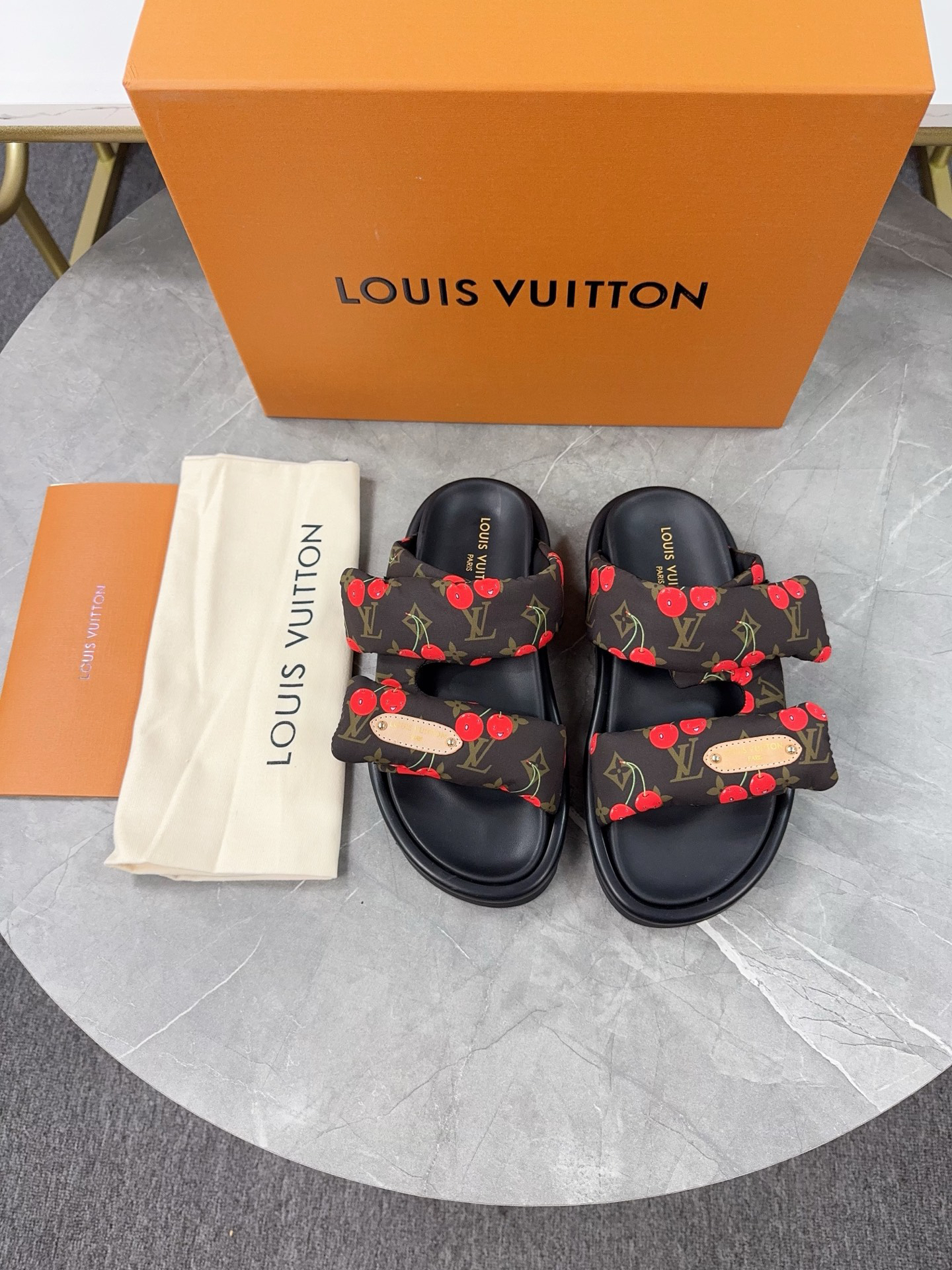 LV Summer footwear