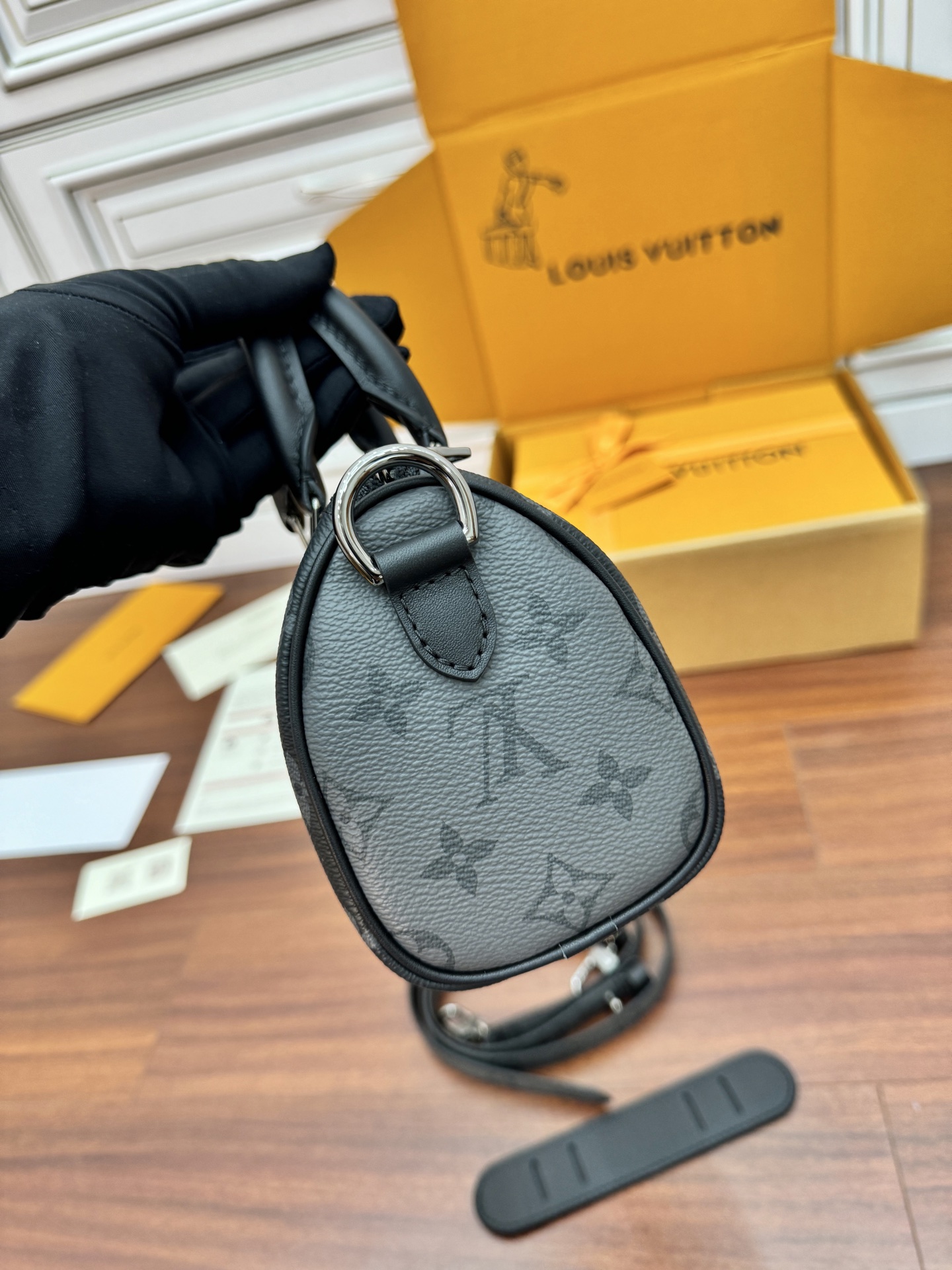 Louis Vuitton Hot New Product-78