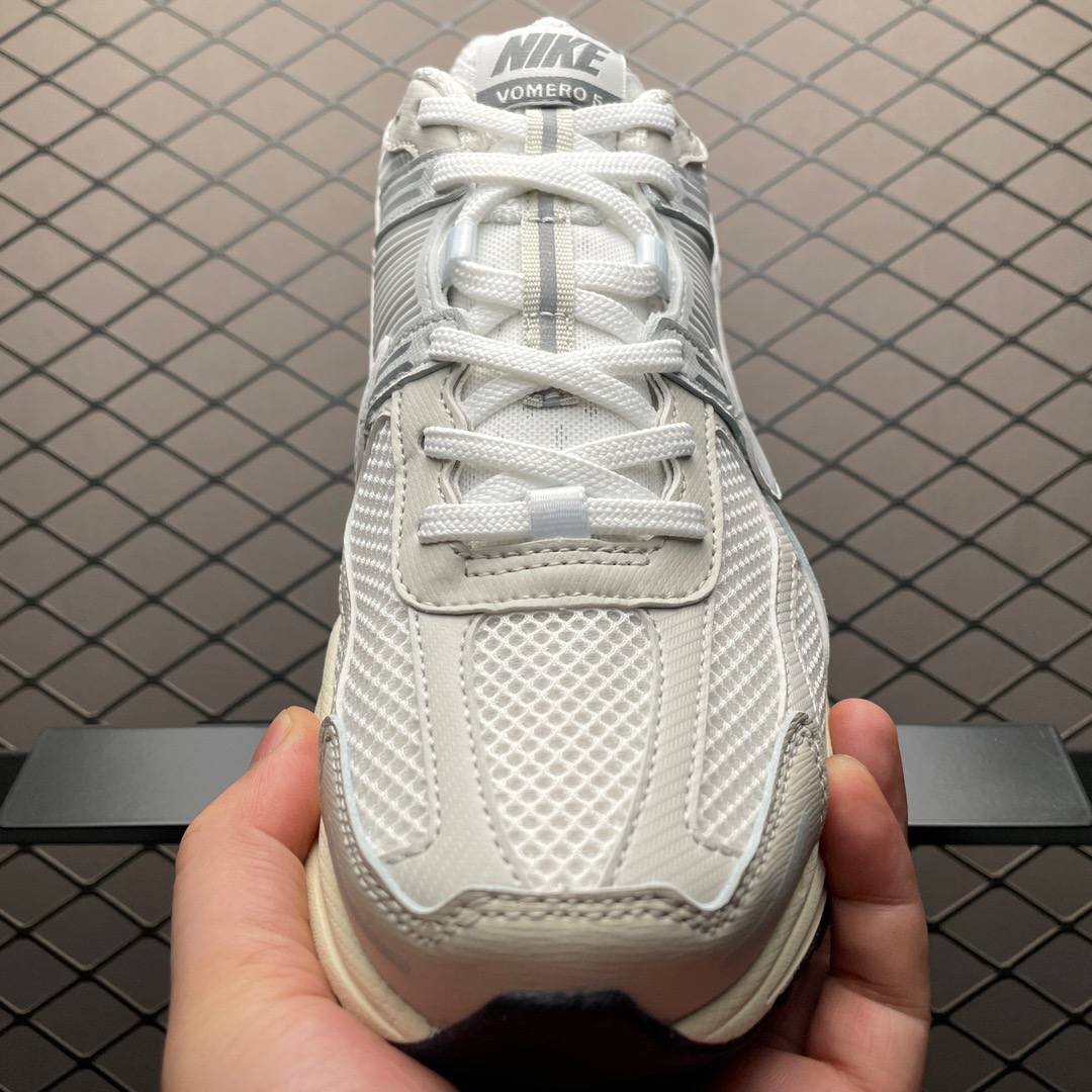 Nike Sneakers-207