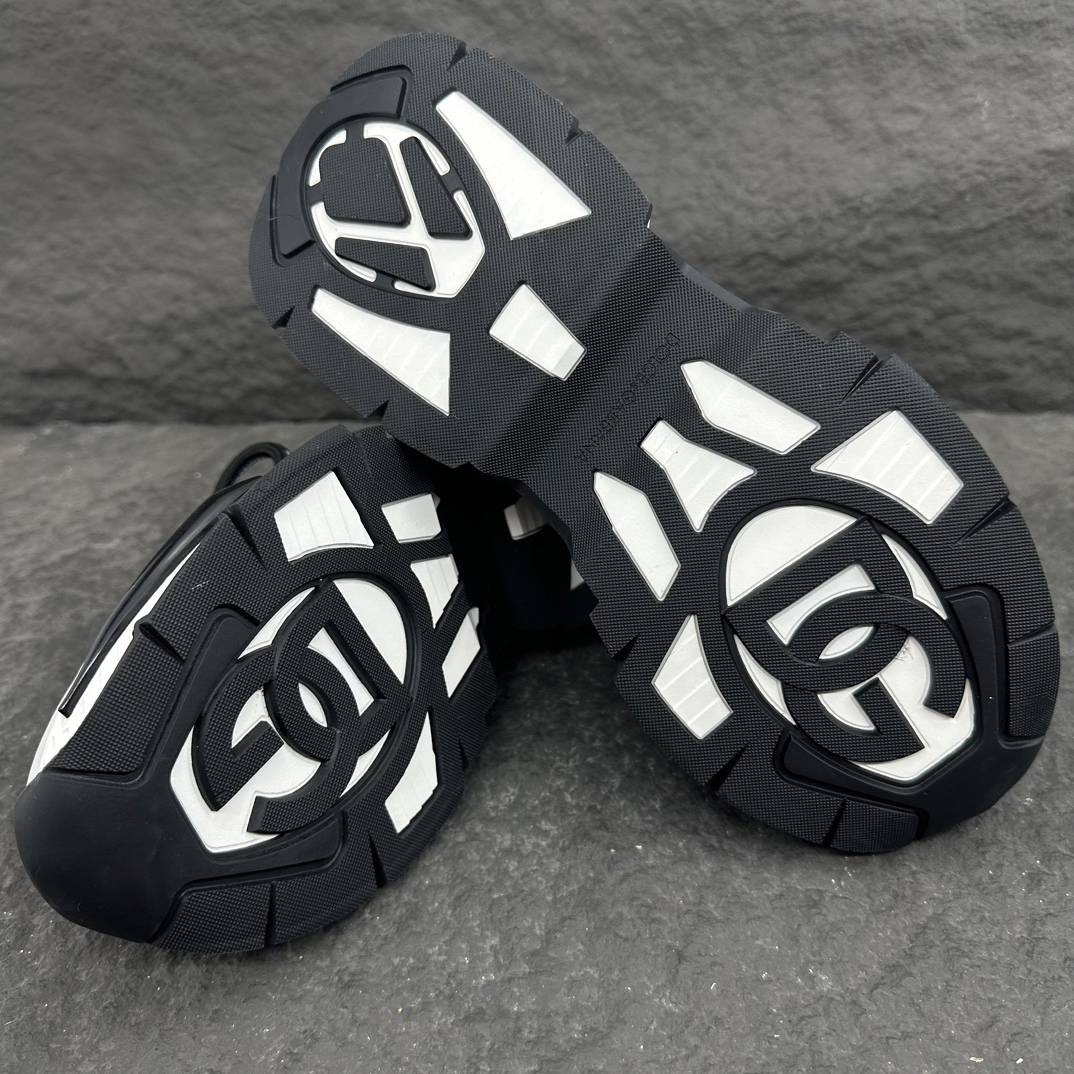 D&G Sneakers-47