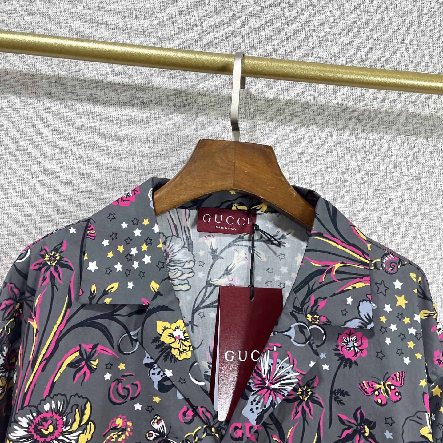 Gucci Clothing-114