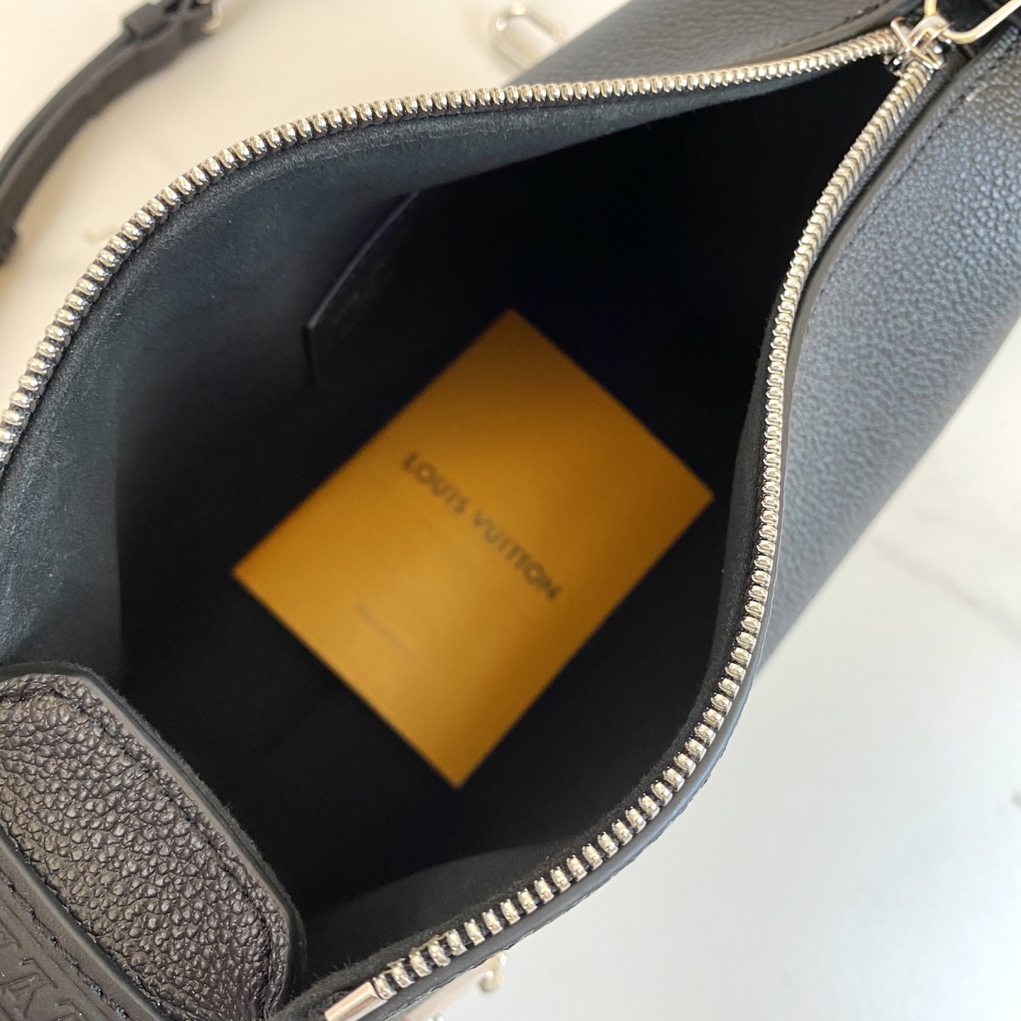 Louis Vuitton Hot New Product-93