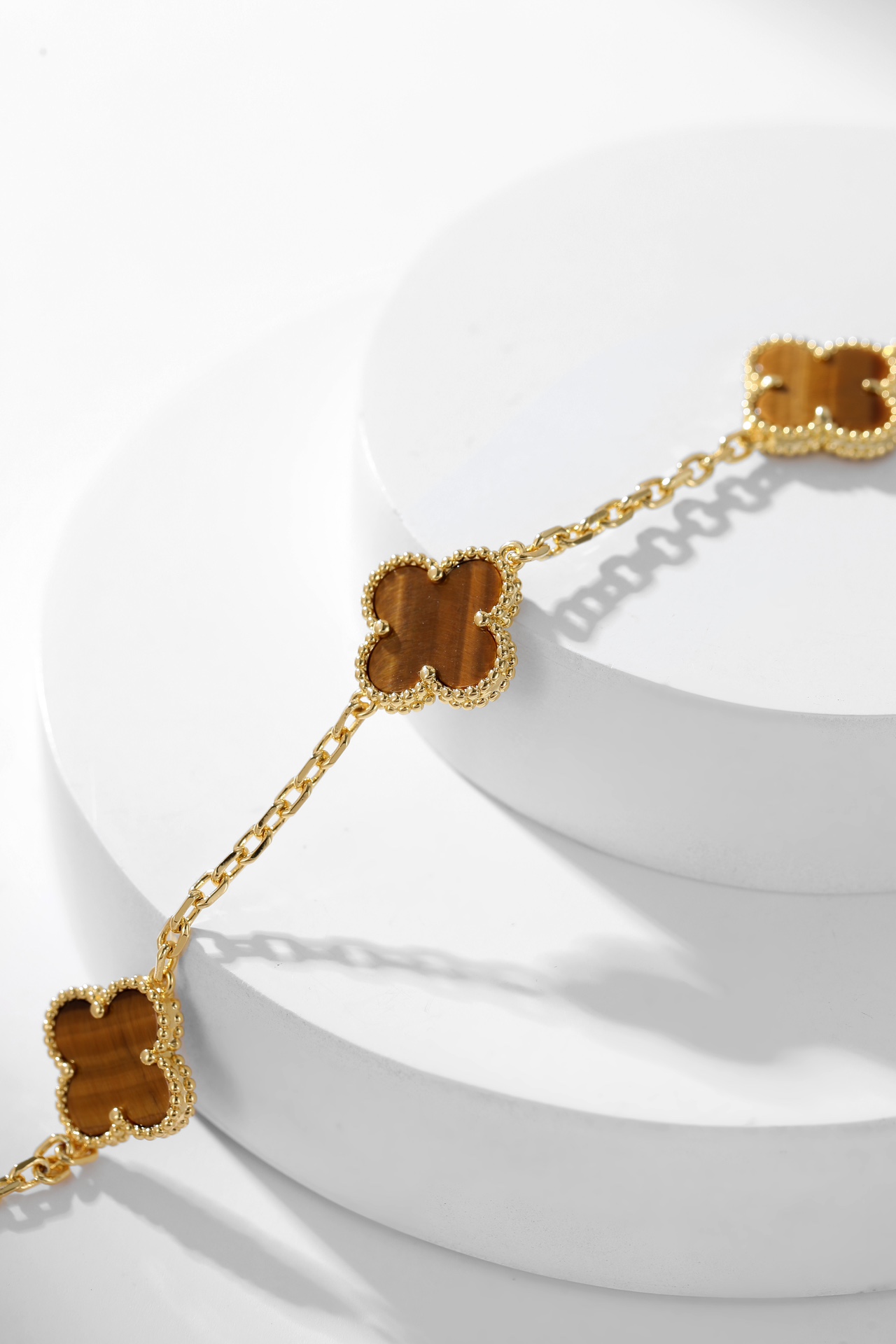Van Cleef & Arpels Bracelet-122