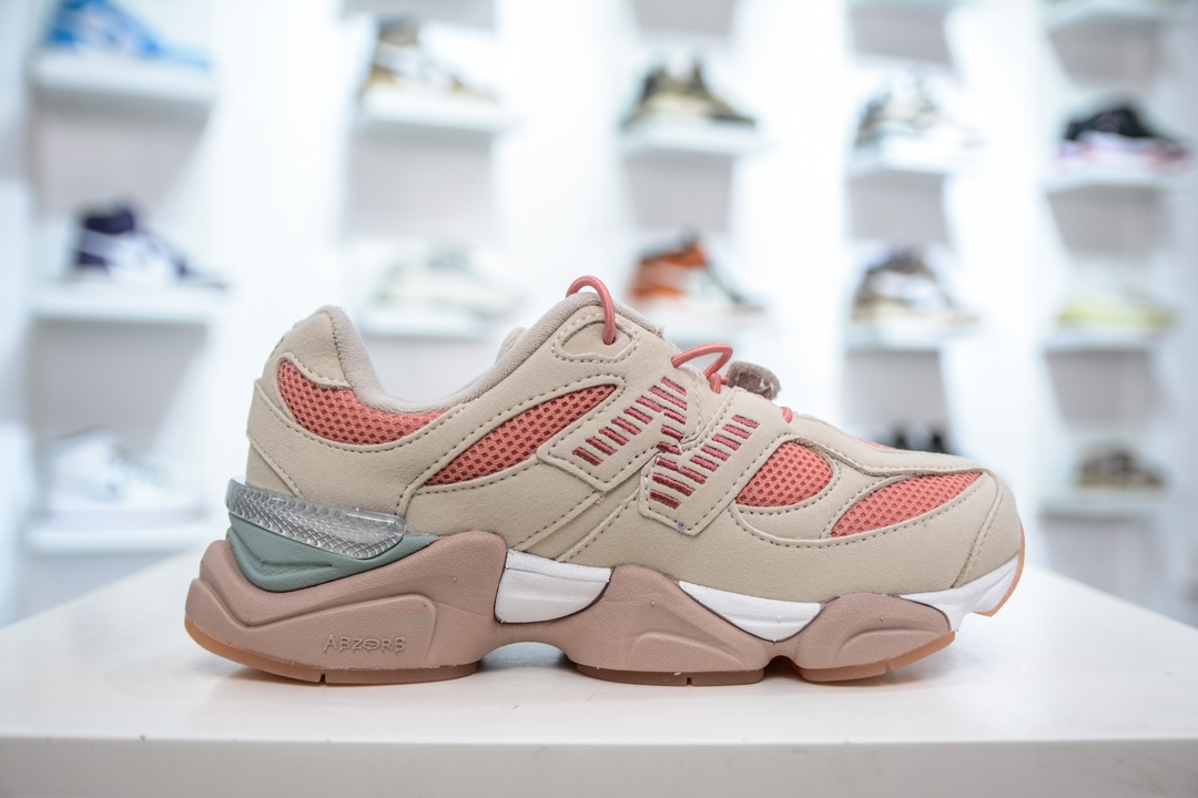 New Balance Sneakers-156