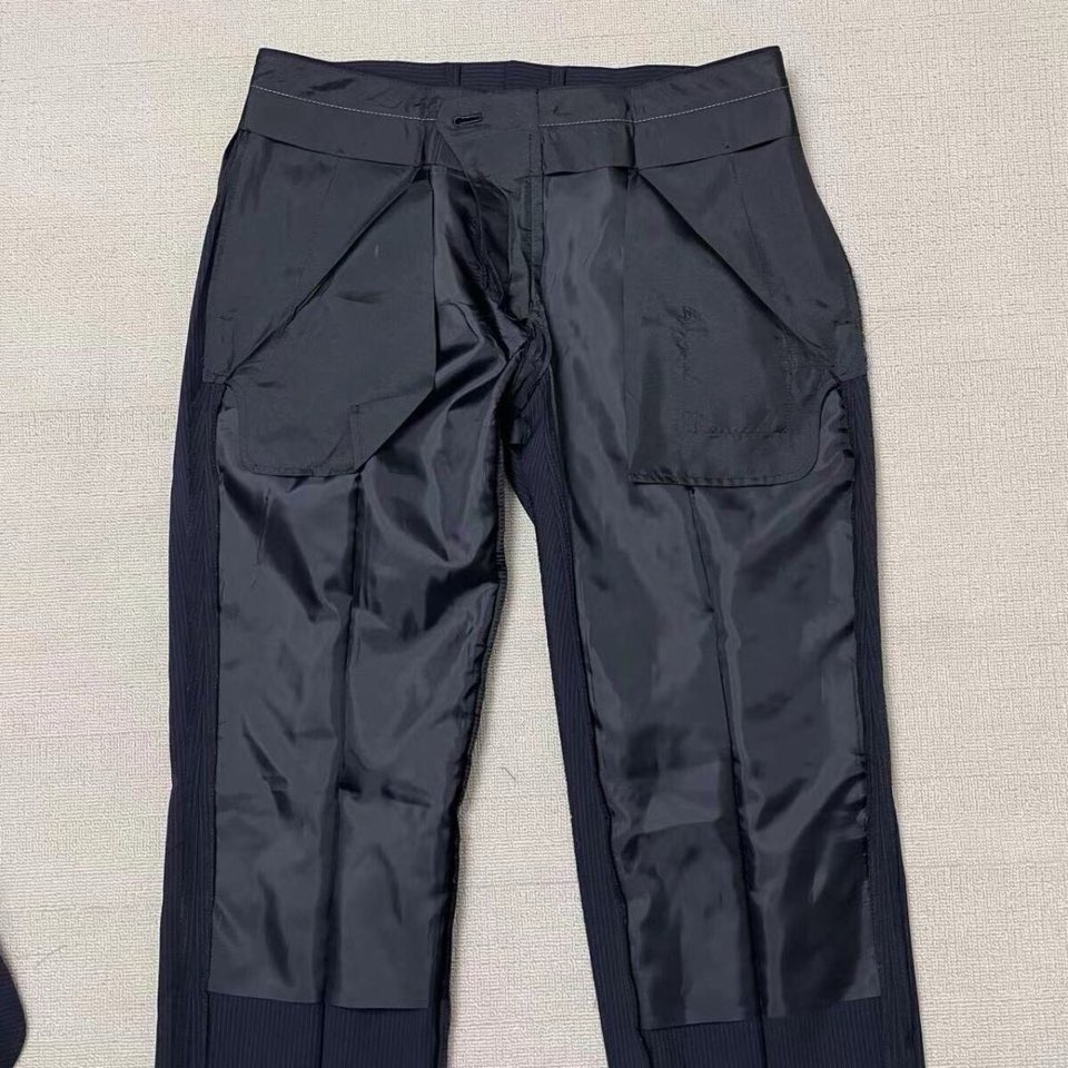 Gucci Clothing-176