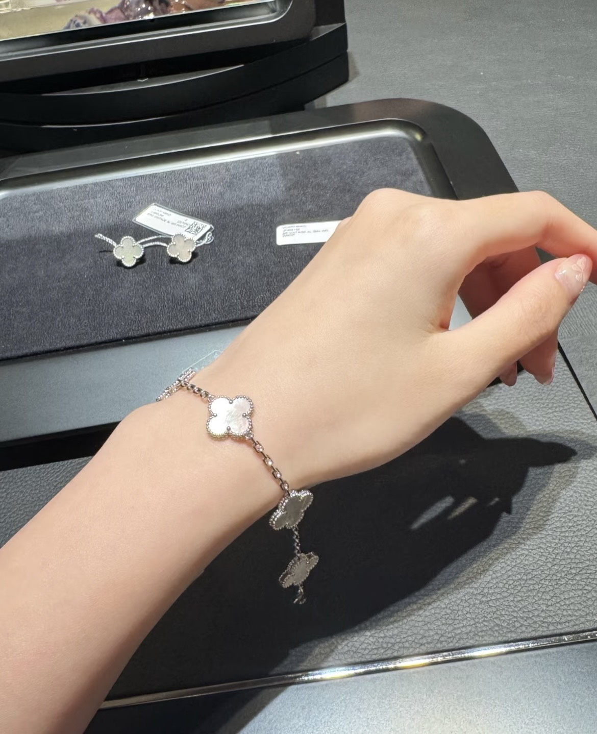 Van Cleef & Arpels Bracelet-48