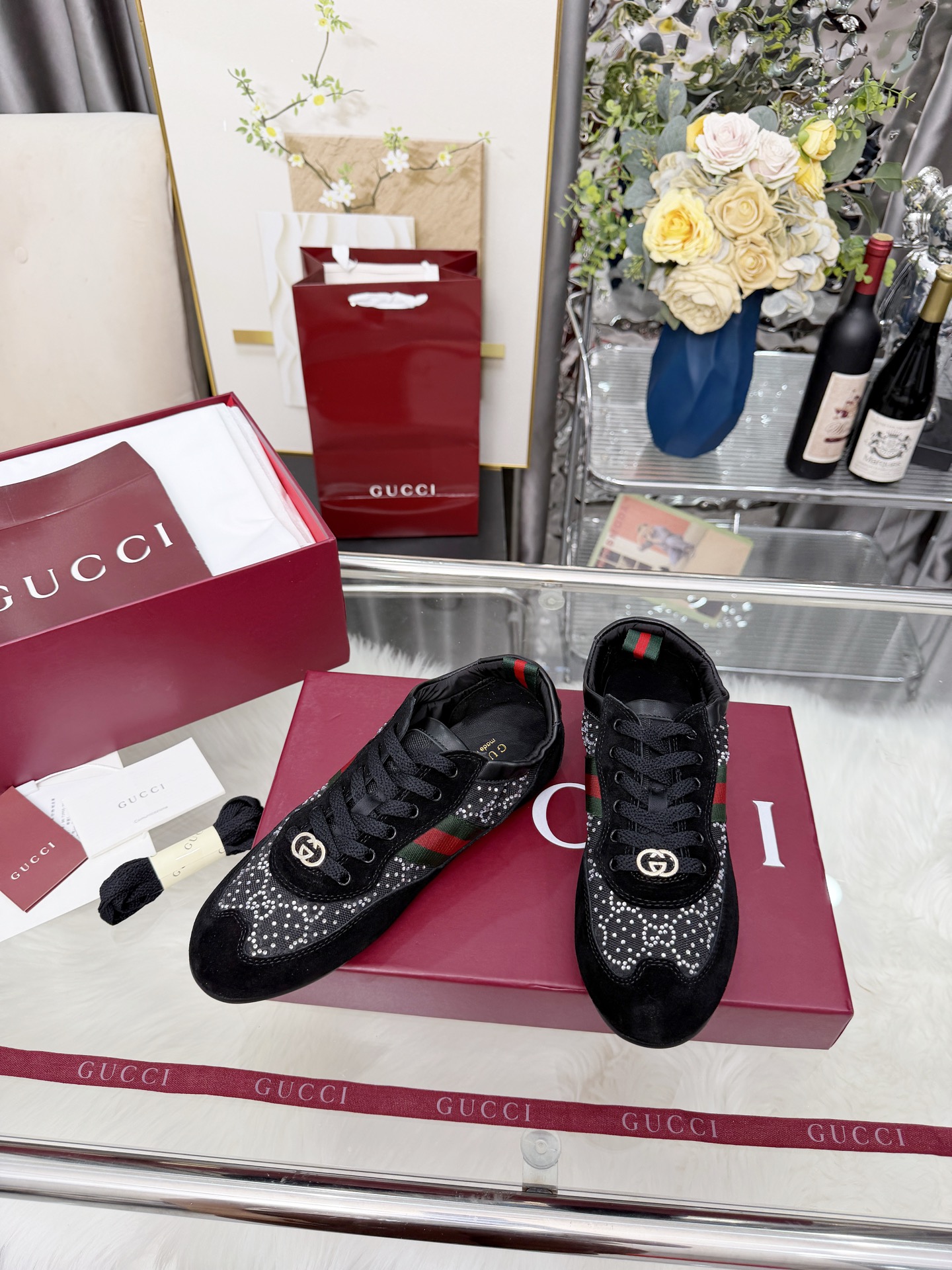 Gucci Sneakers-242