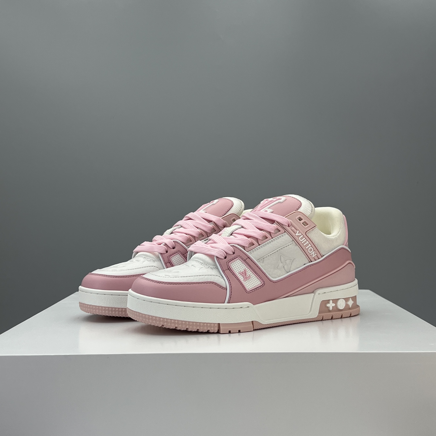 Lv Sneakers-142
