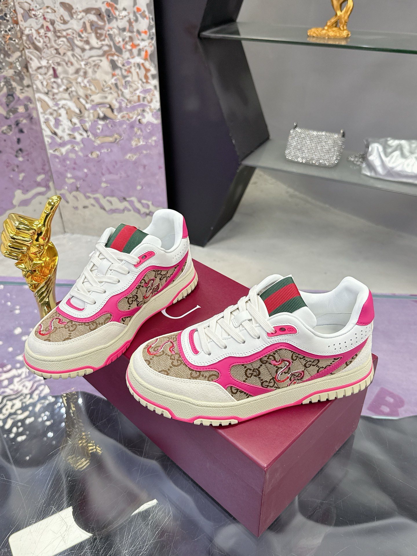 Gucci Sneakers-135
