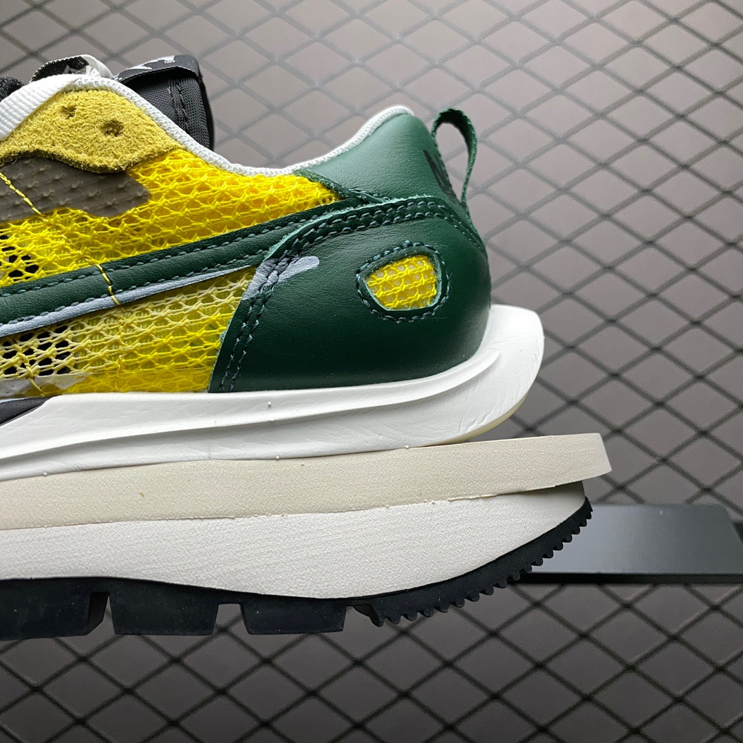 Nike Sneakers-309