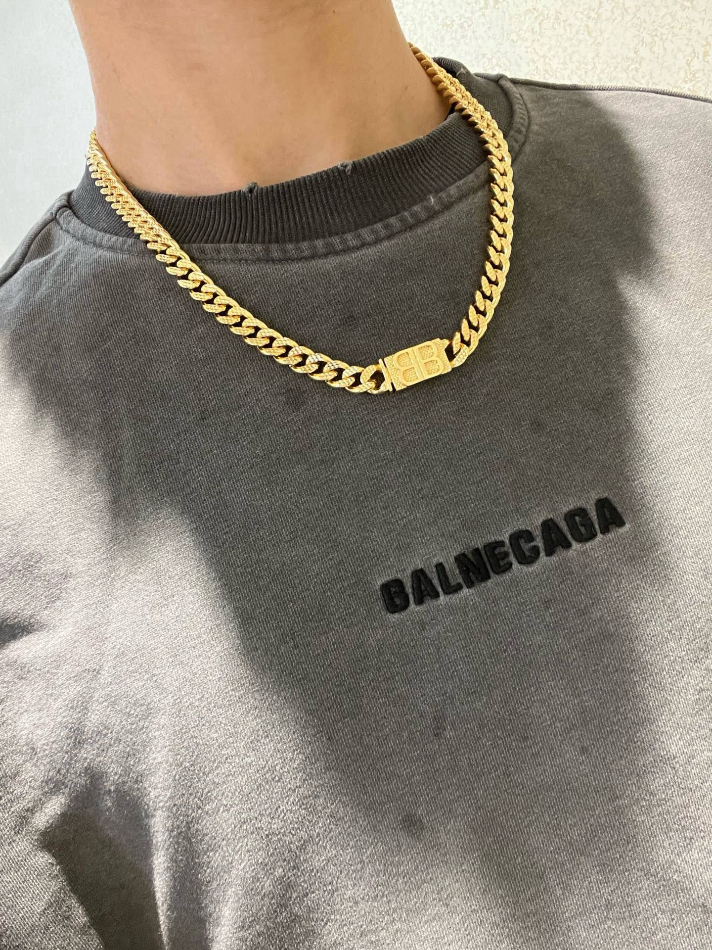 Balenciaga necklace-15