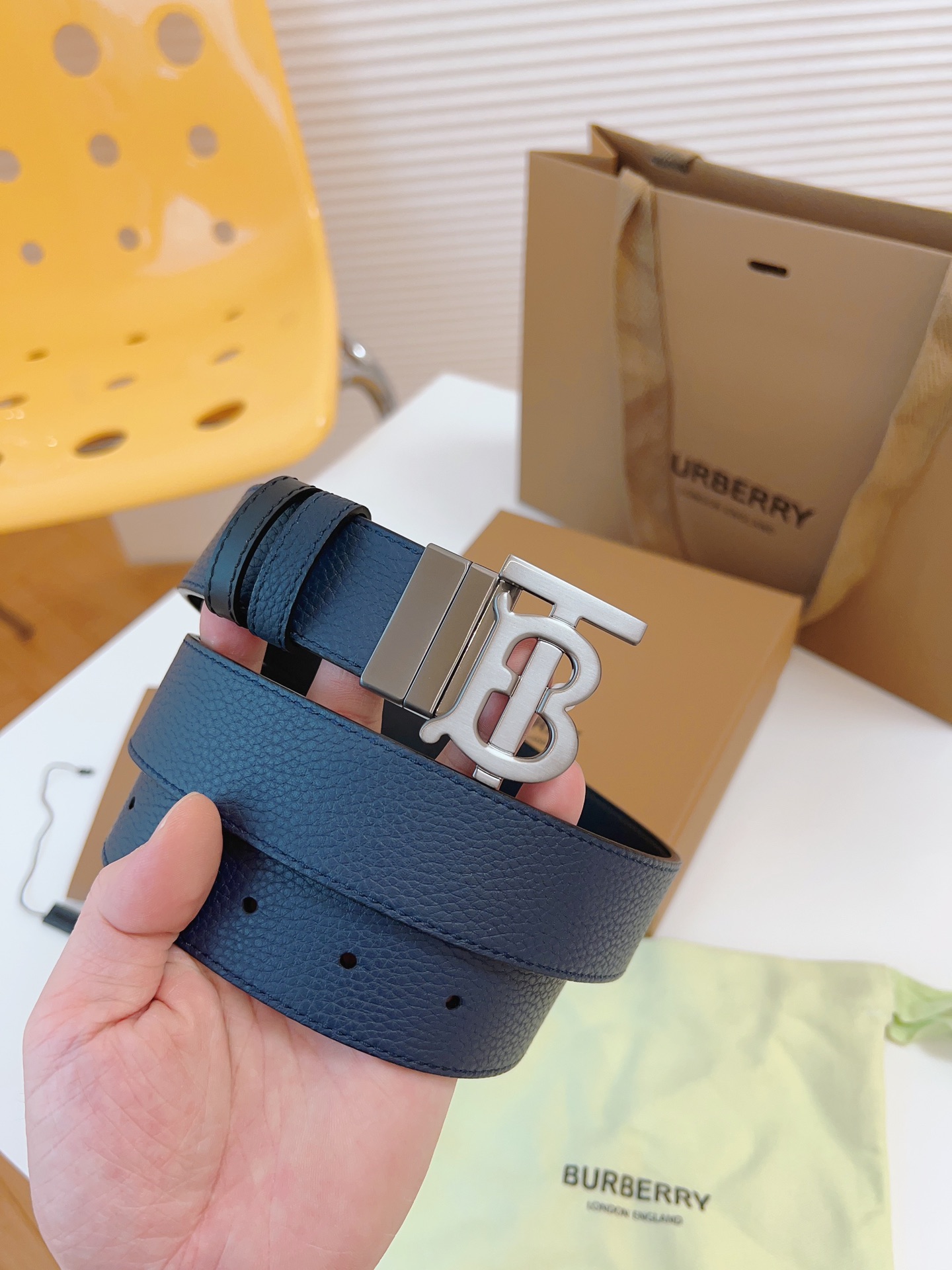 Burberry belt-113