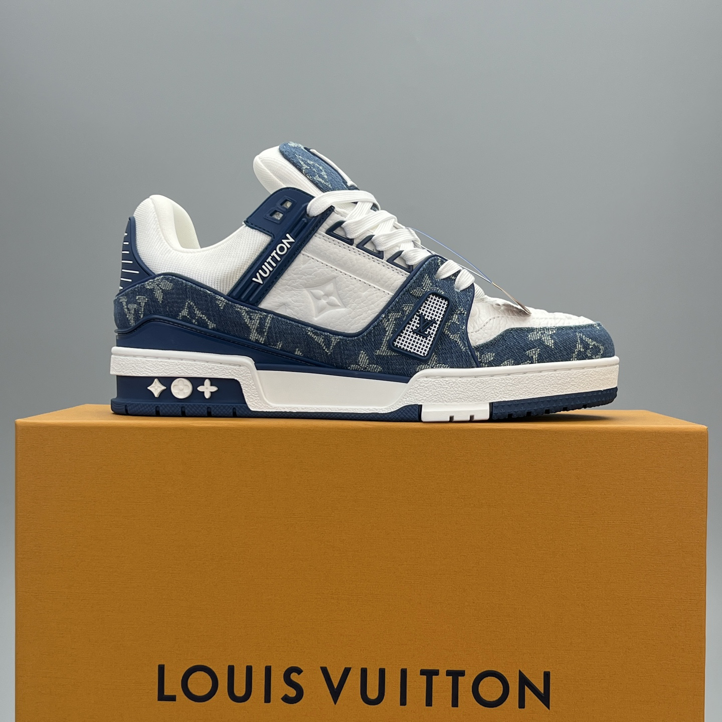 Lv Sneakers-121