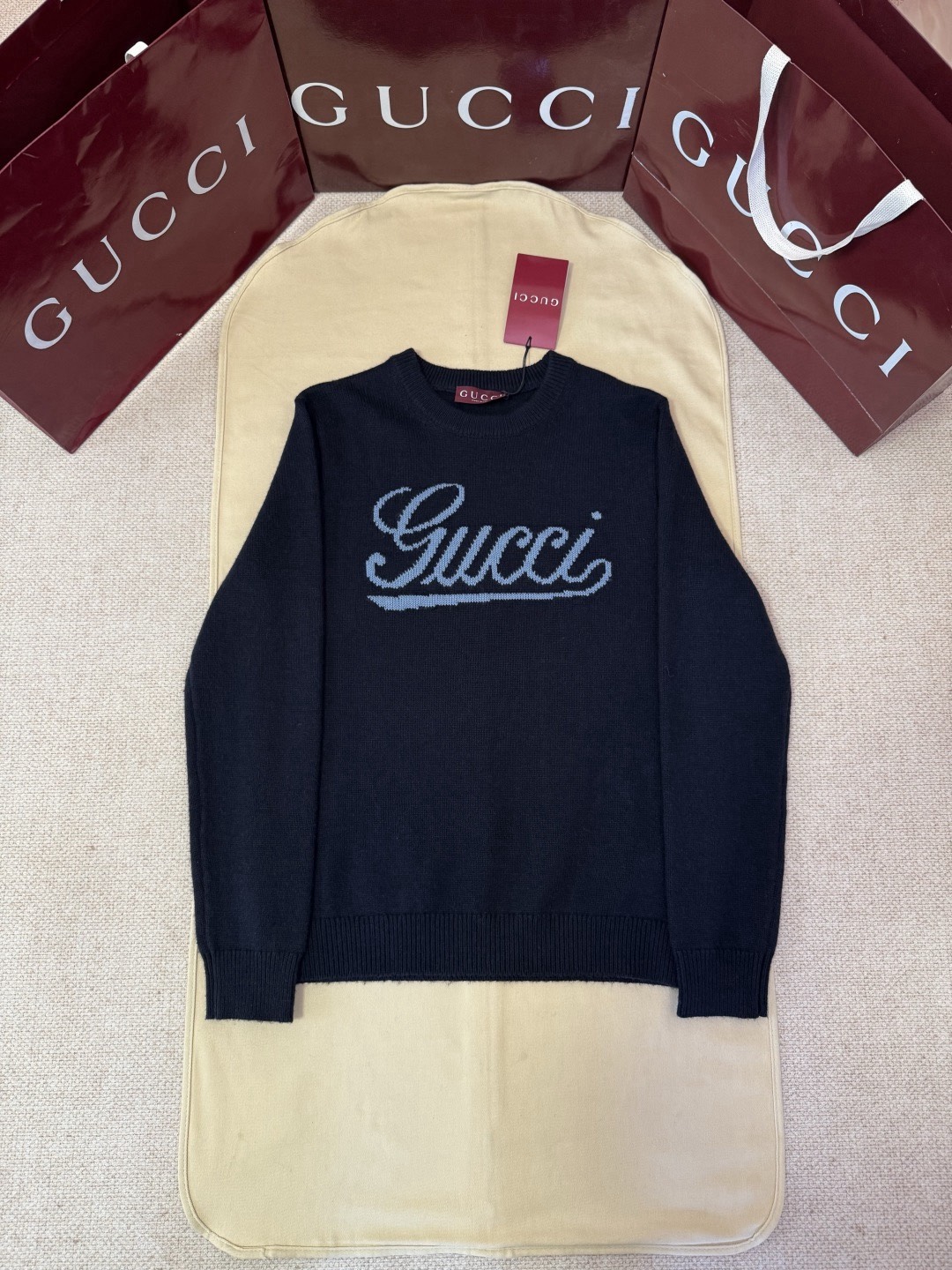 Gucci Clothing-3
