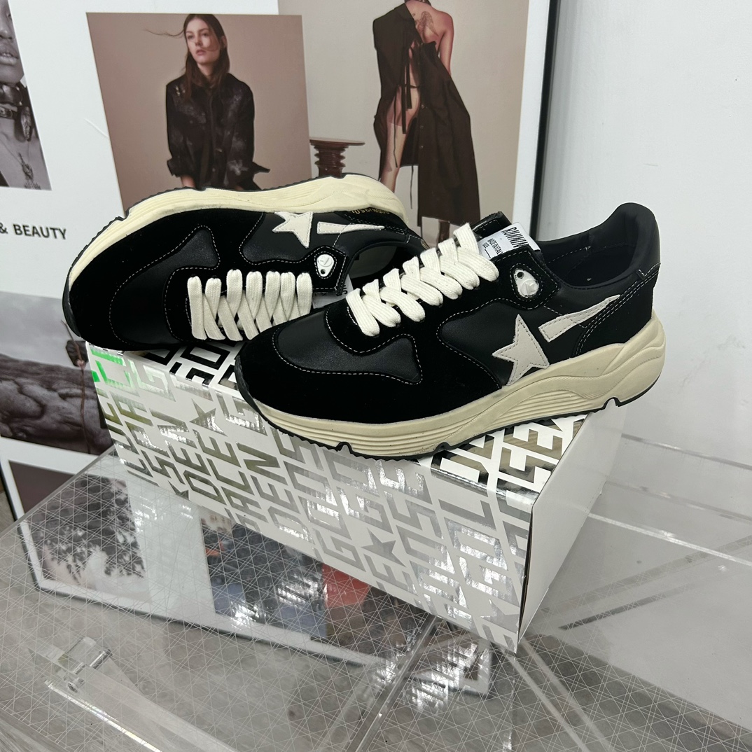 Golden Goose Sneakers-84