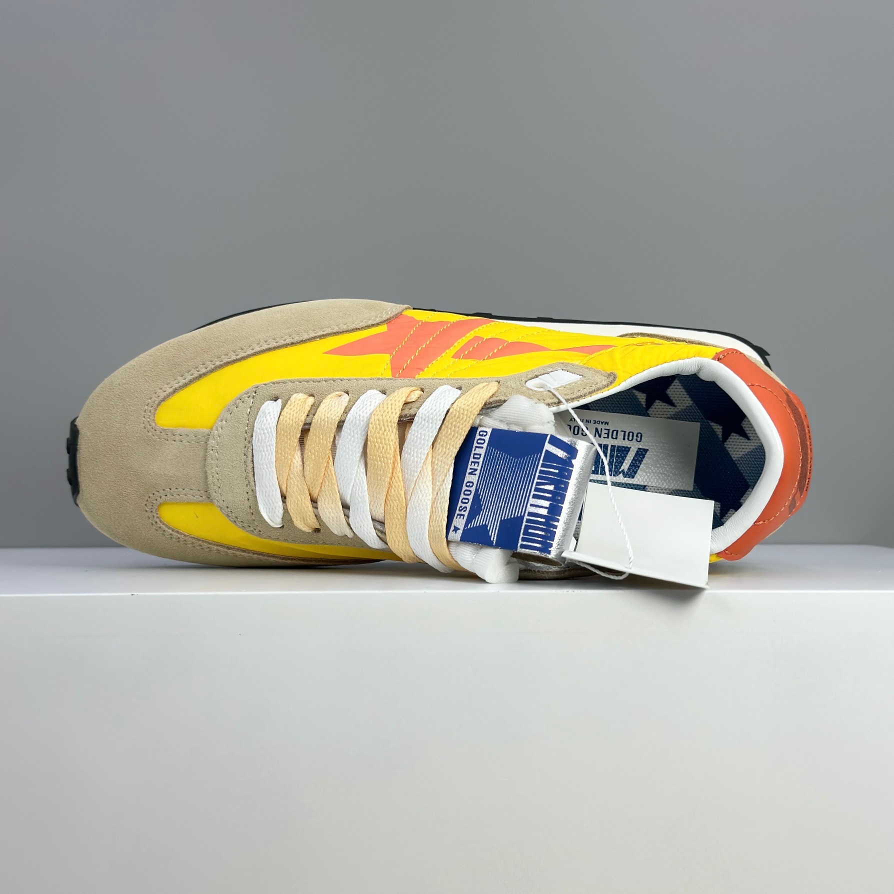 Golden Goose Sneakers-104