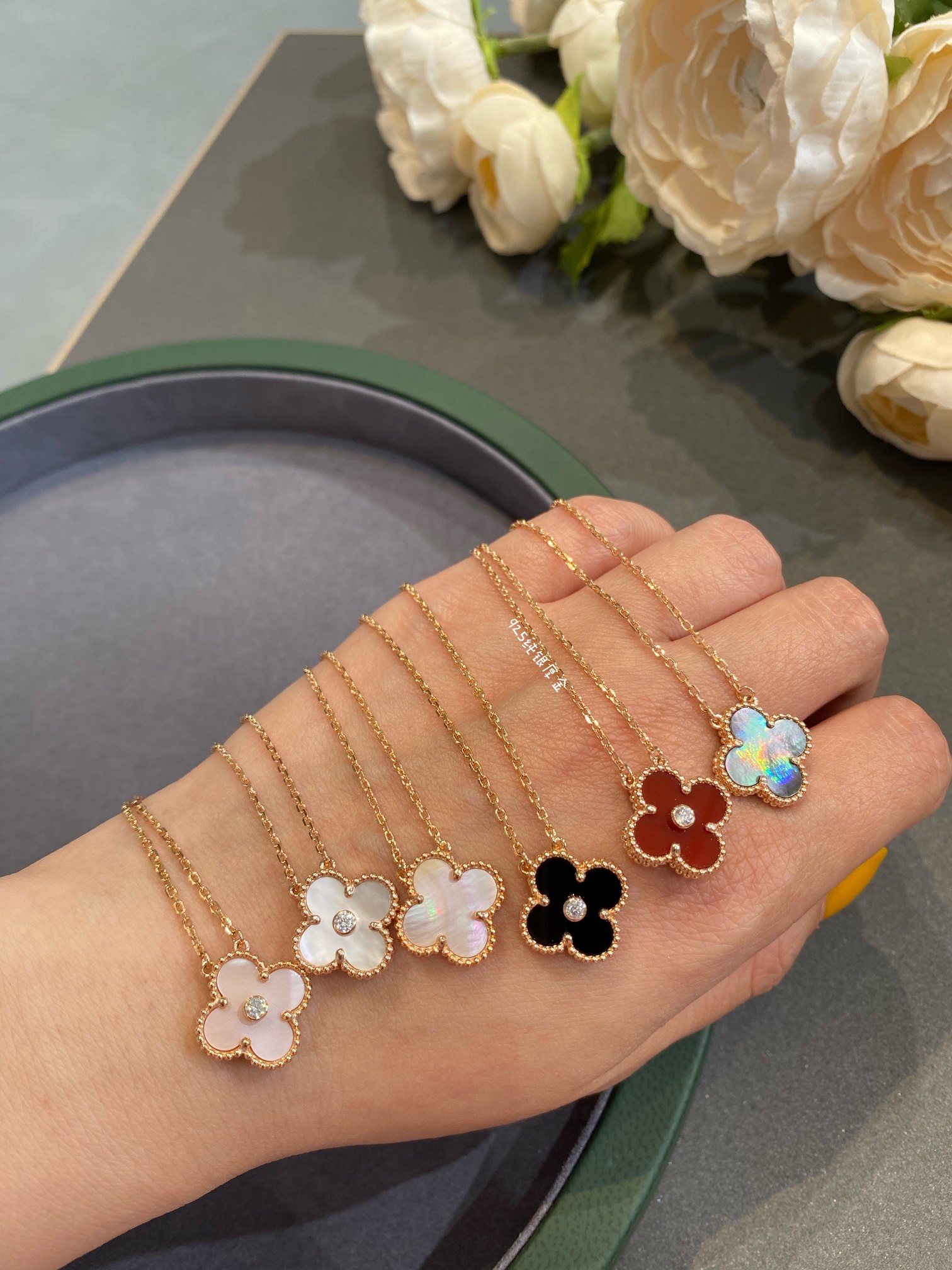 Van Cleef & Arpels necklace-85