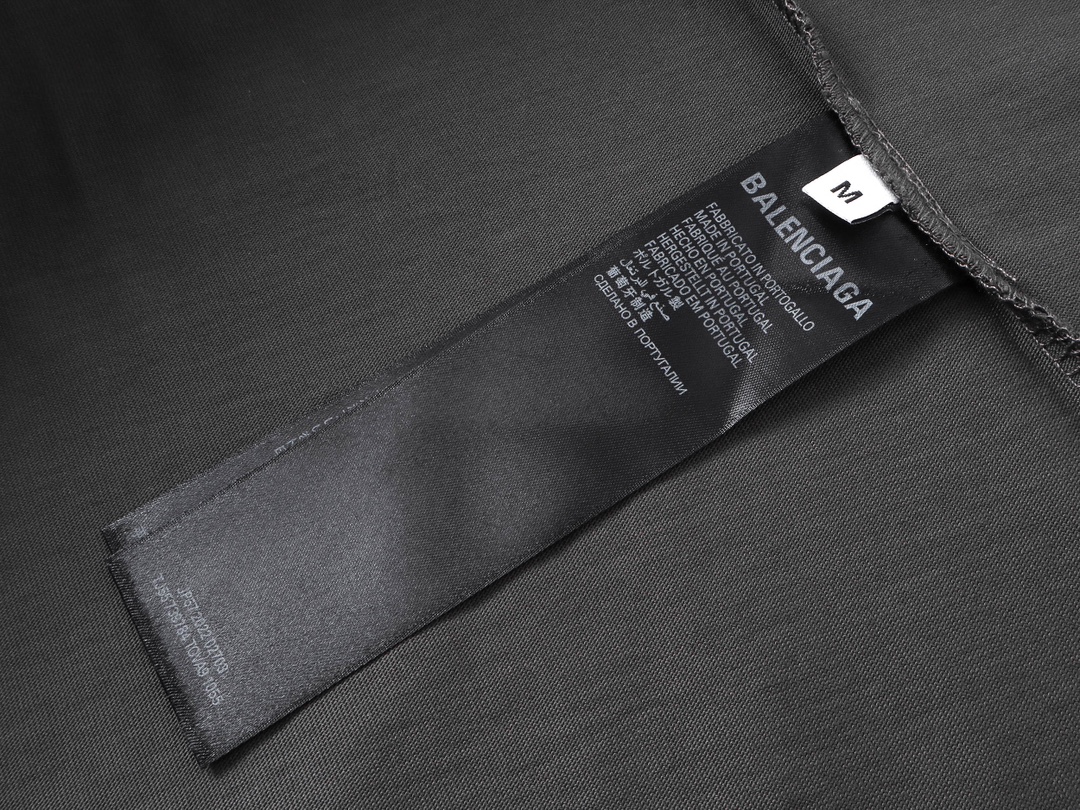 Balenciaga clothing-171