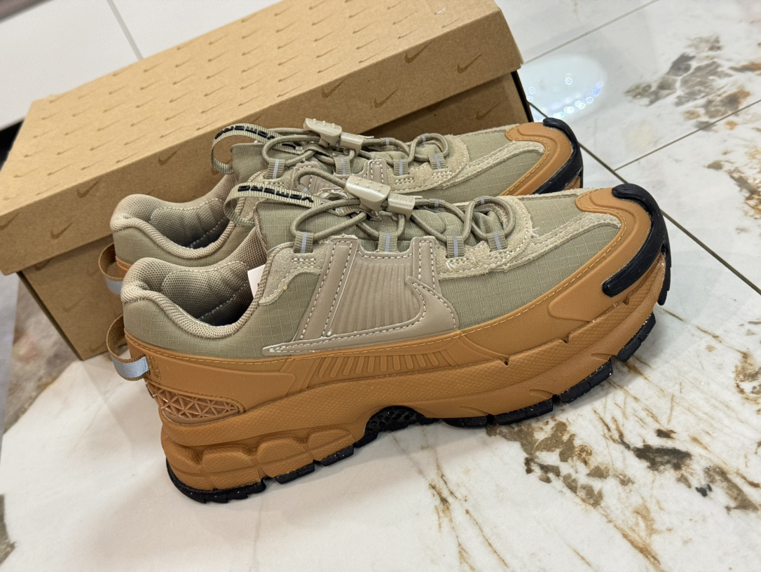 Nike Sneakers-242