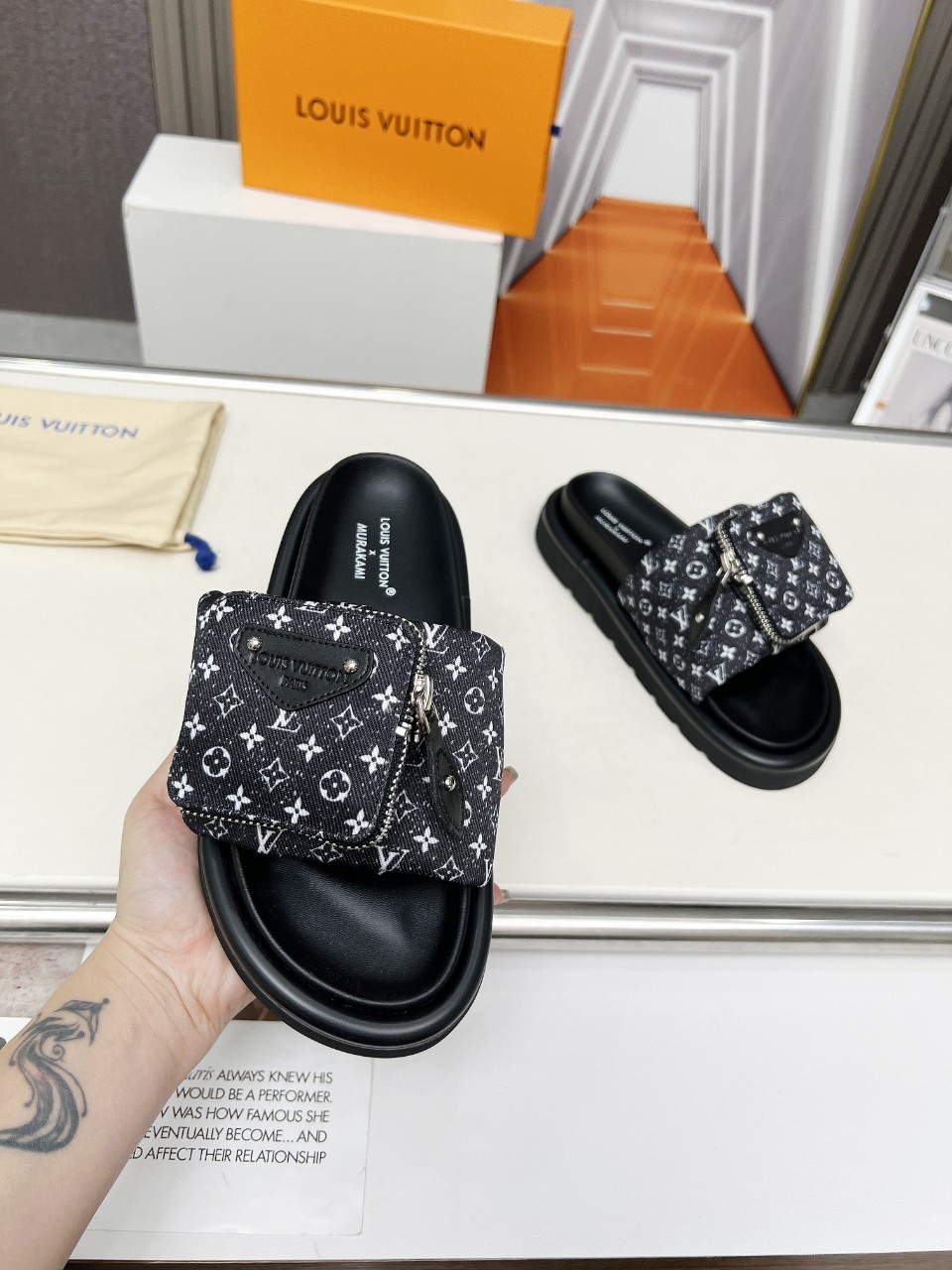 LV Summer footwear