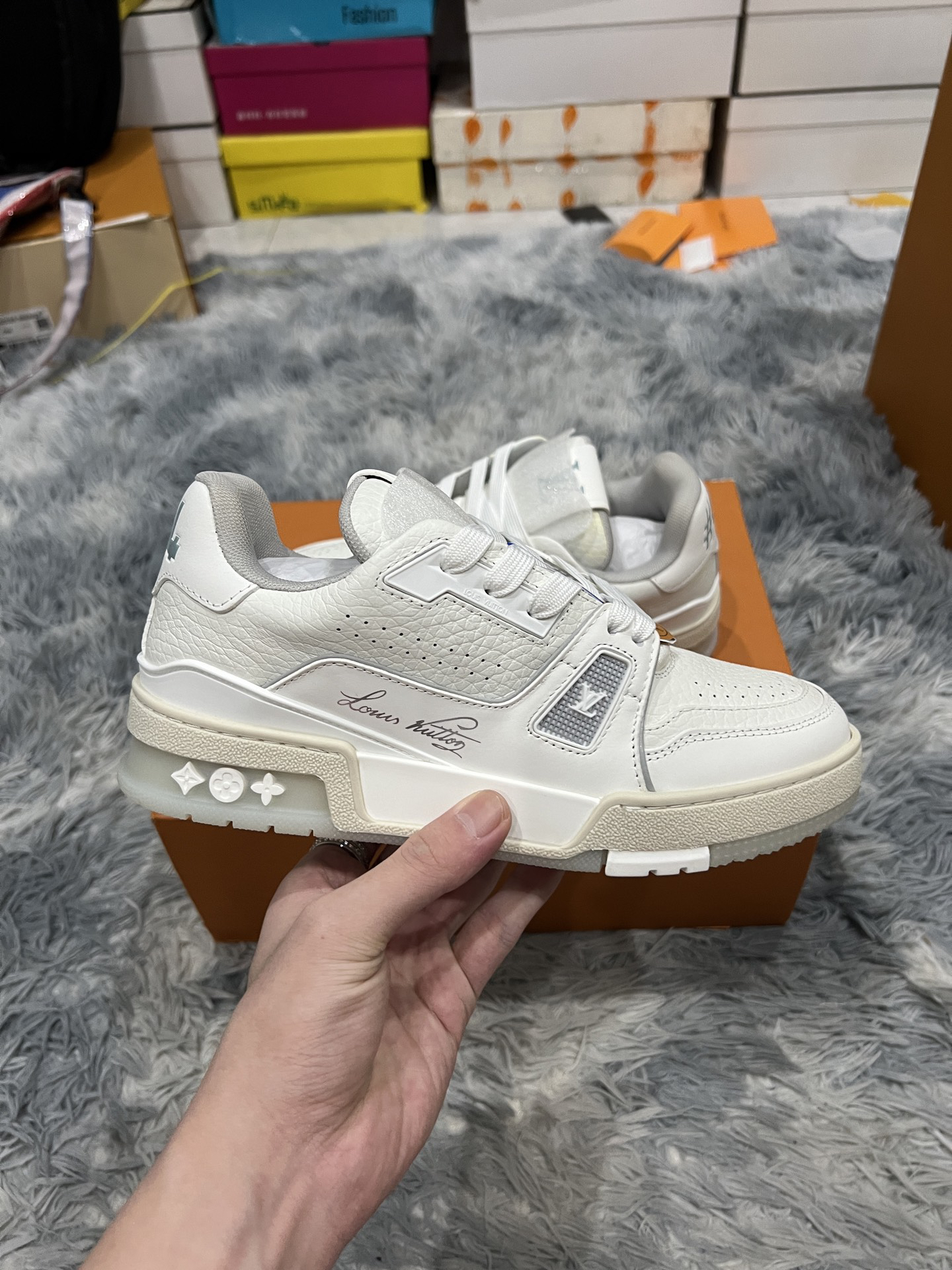 Lv Sneakers-74