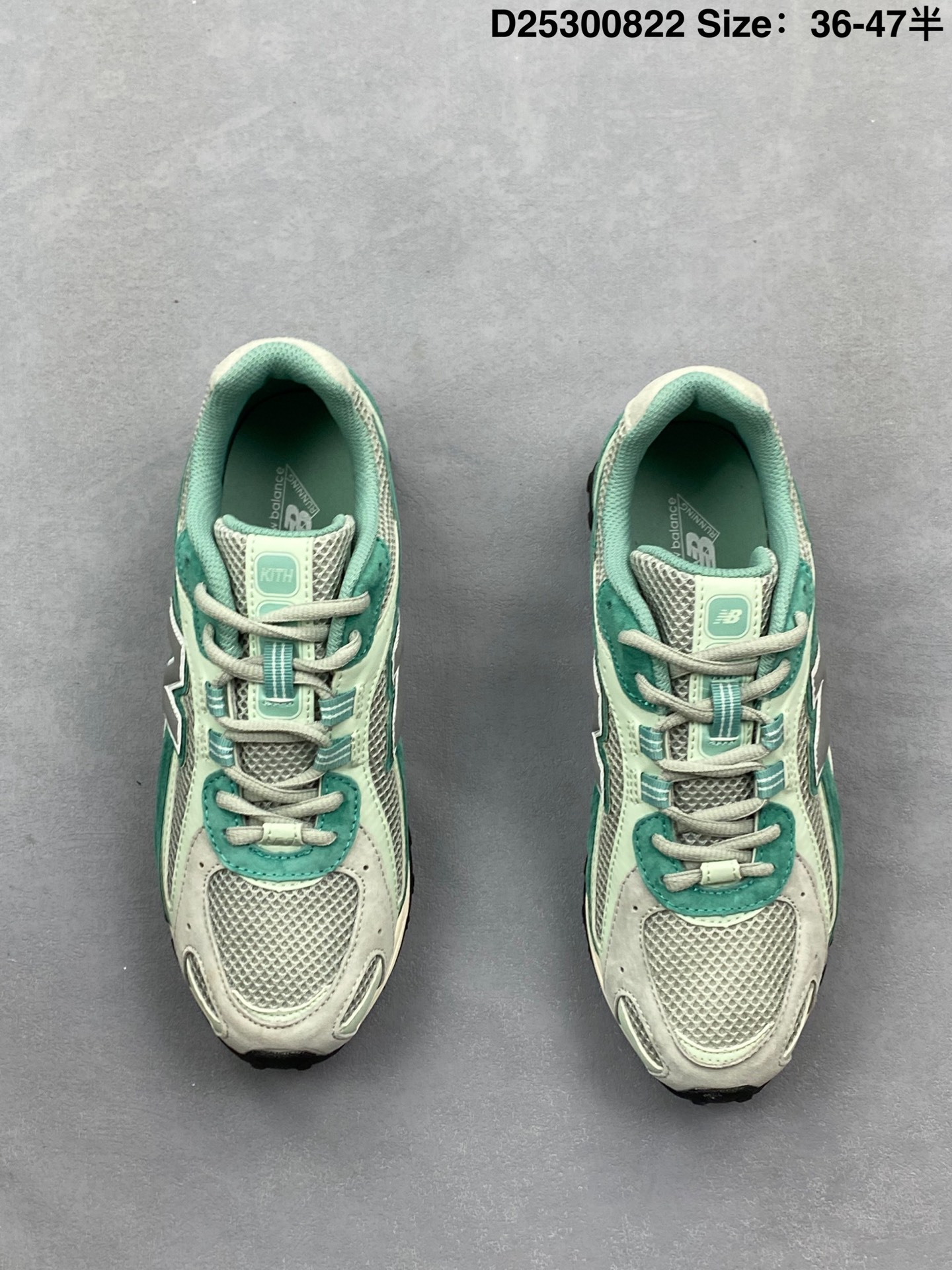 New Balance Sneakers-116