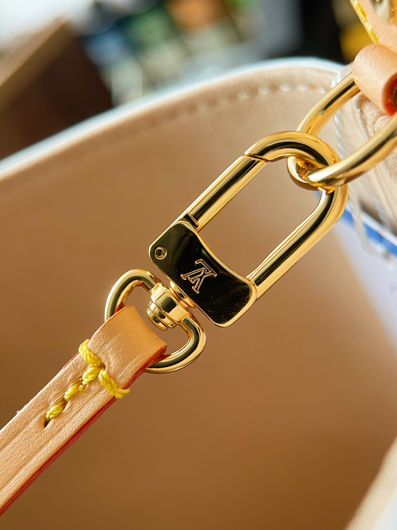 Louis Vuitton Hot New Product-21