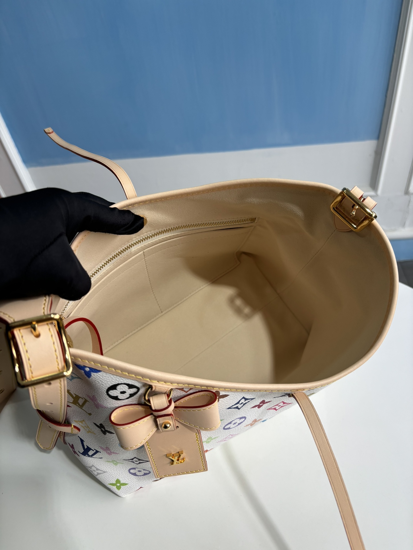 Louis Vuitton Hot New Product-90