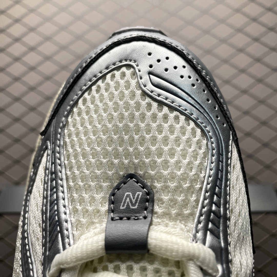 New Balance Sneakers-151