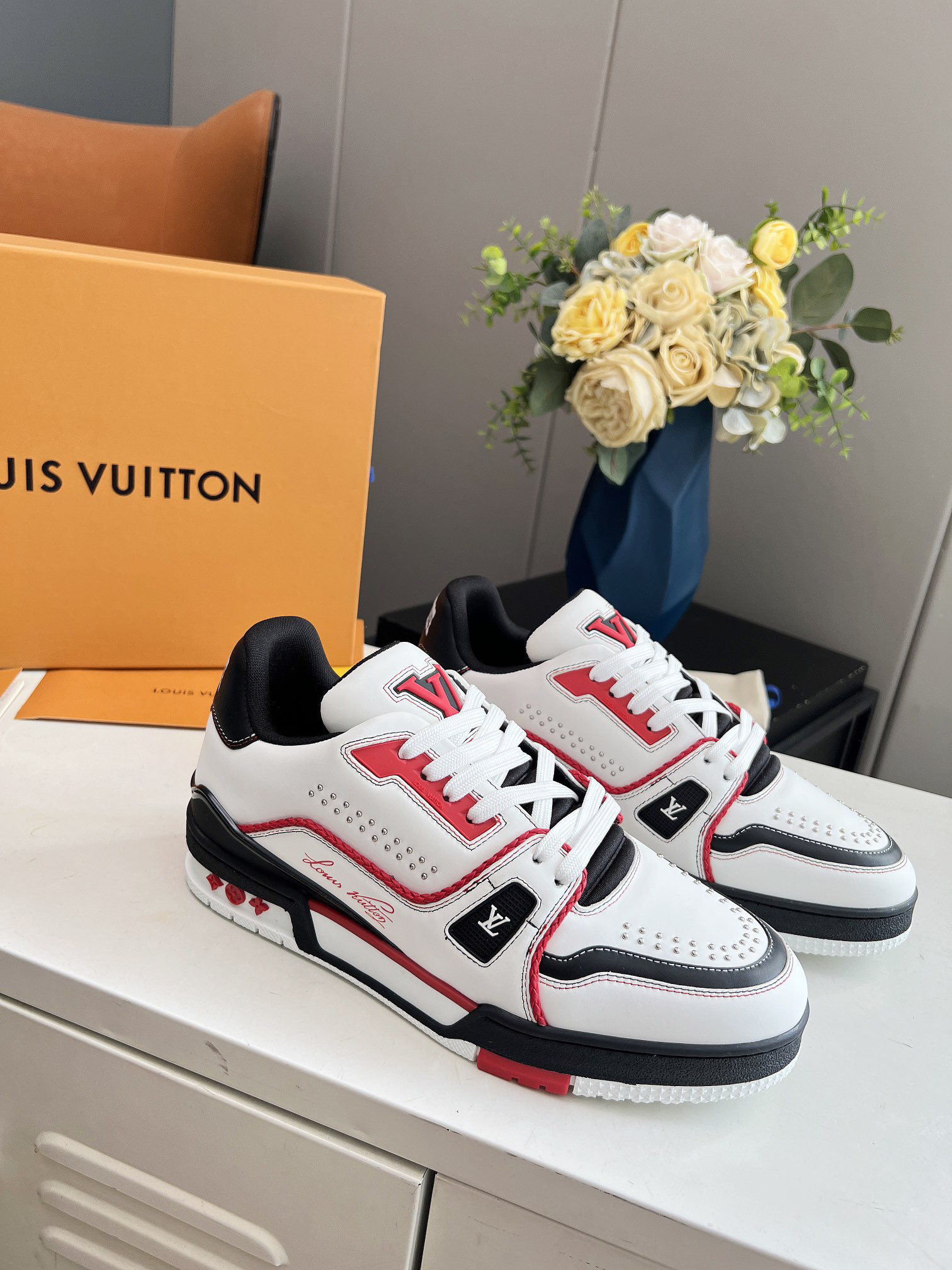 Lv Sneakers-68