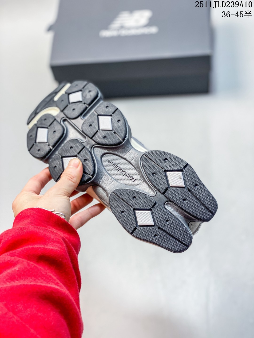 New Balance Sneakers-14