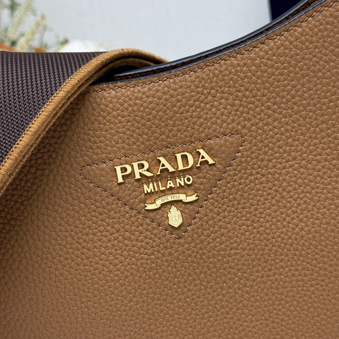 Prada Hot New Product-301