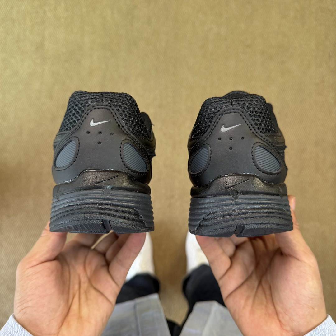 Nike Sneakers-262