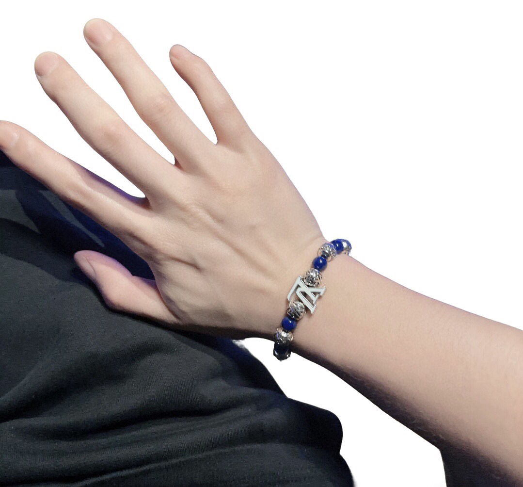 LV Bracelet-40