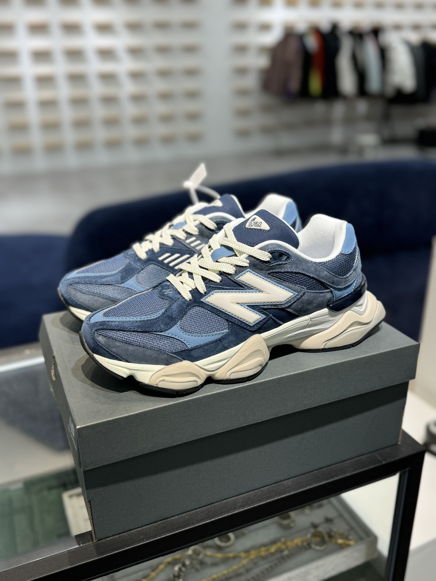 New Balance Sneakers-181