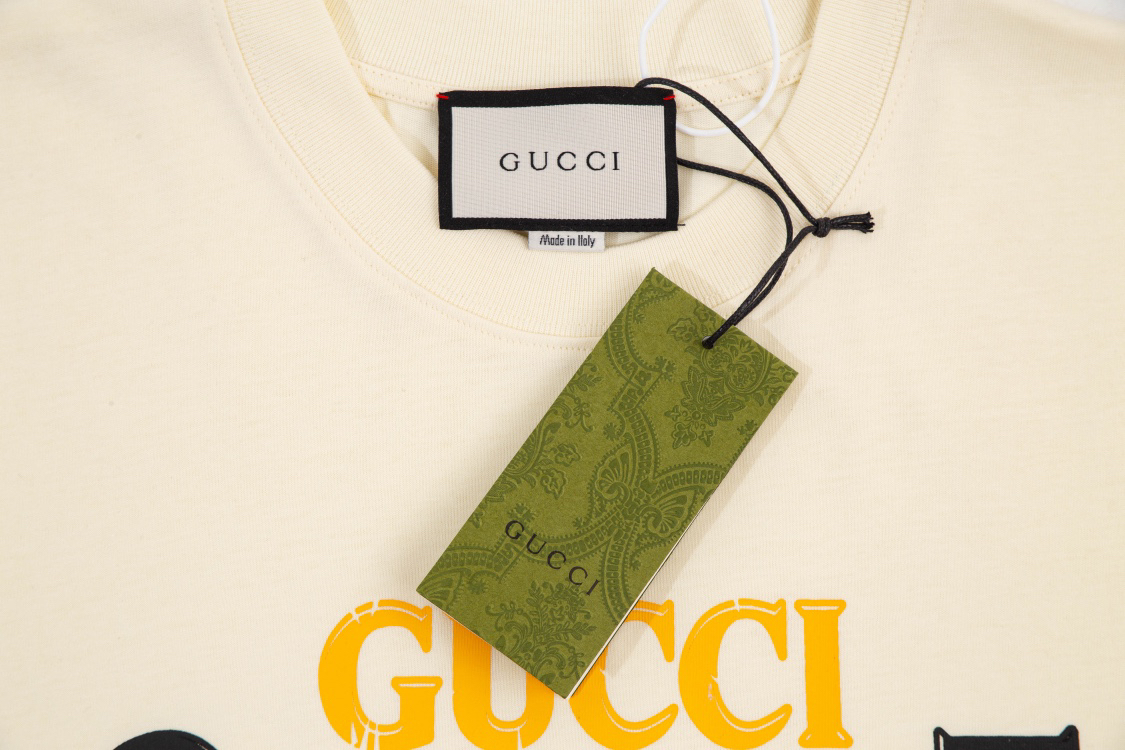 Gucci clothing-62