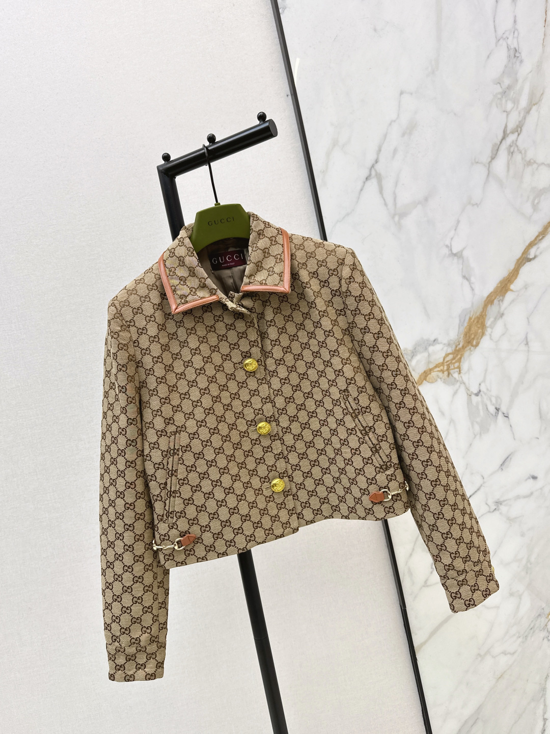 Gucci Clothing-306