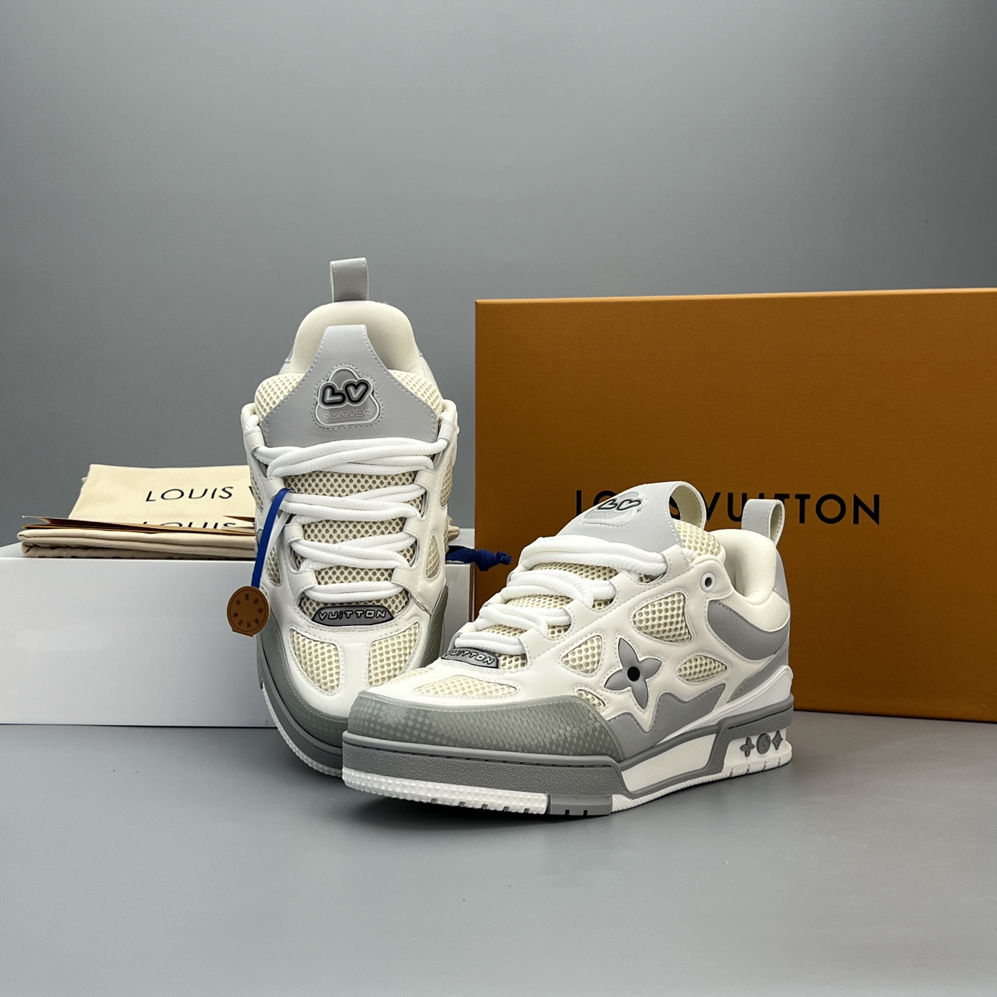 Lv Sneakers-129