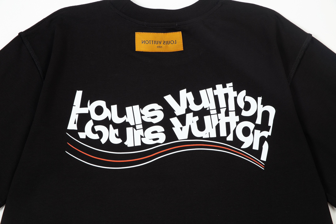 LV clothing-139