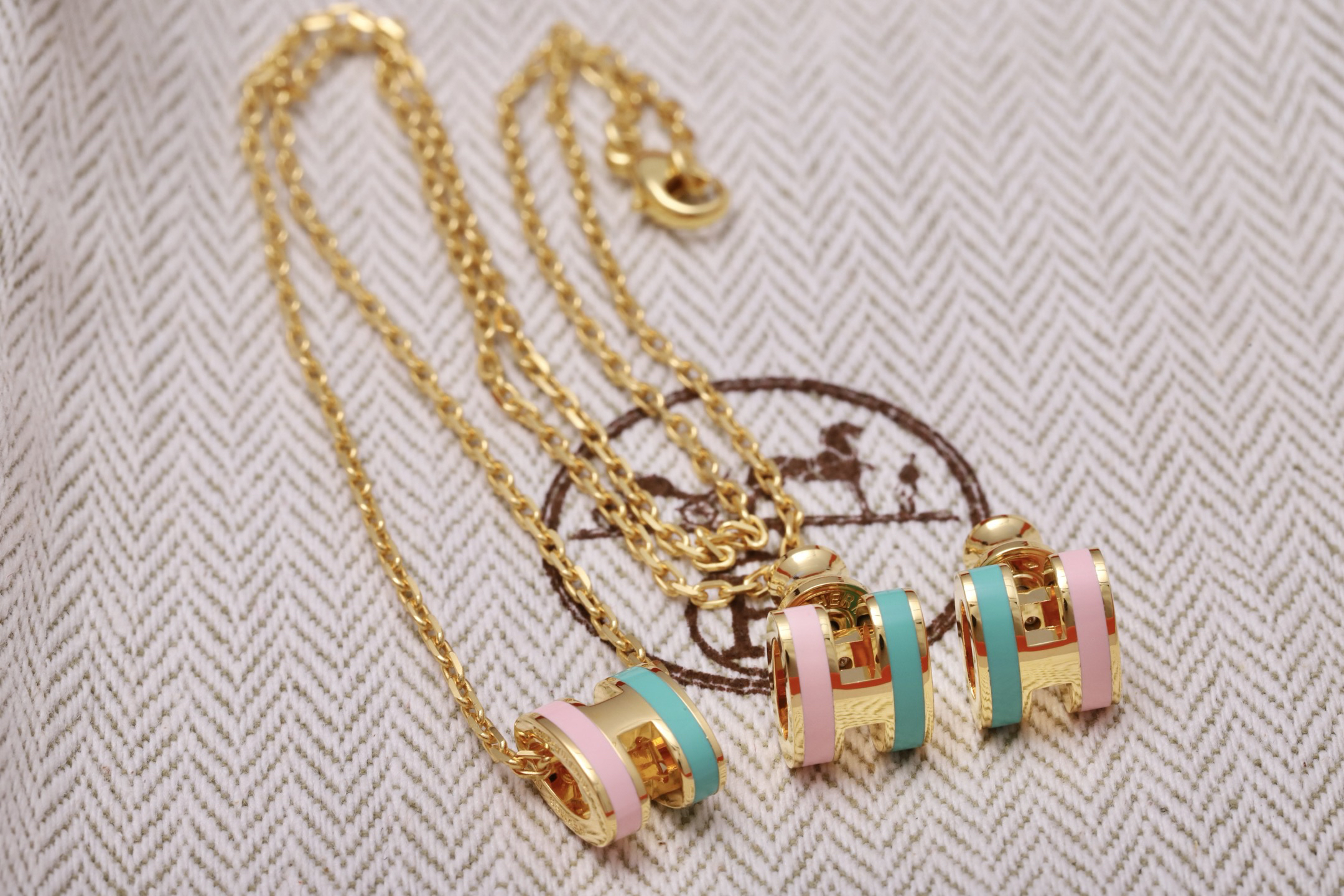 Hermes earrings-36