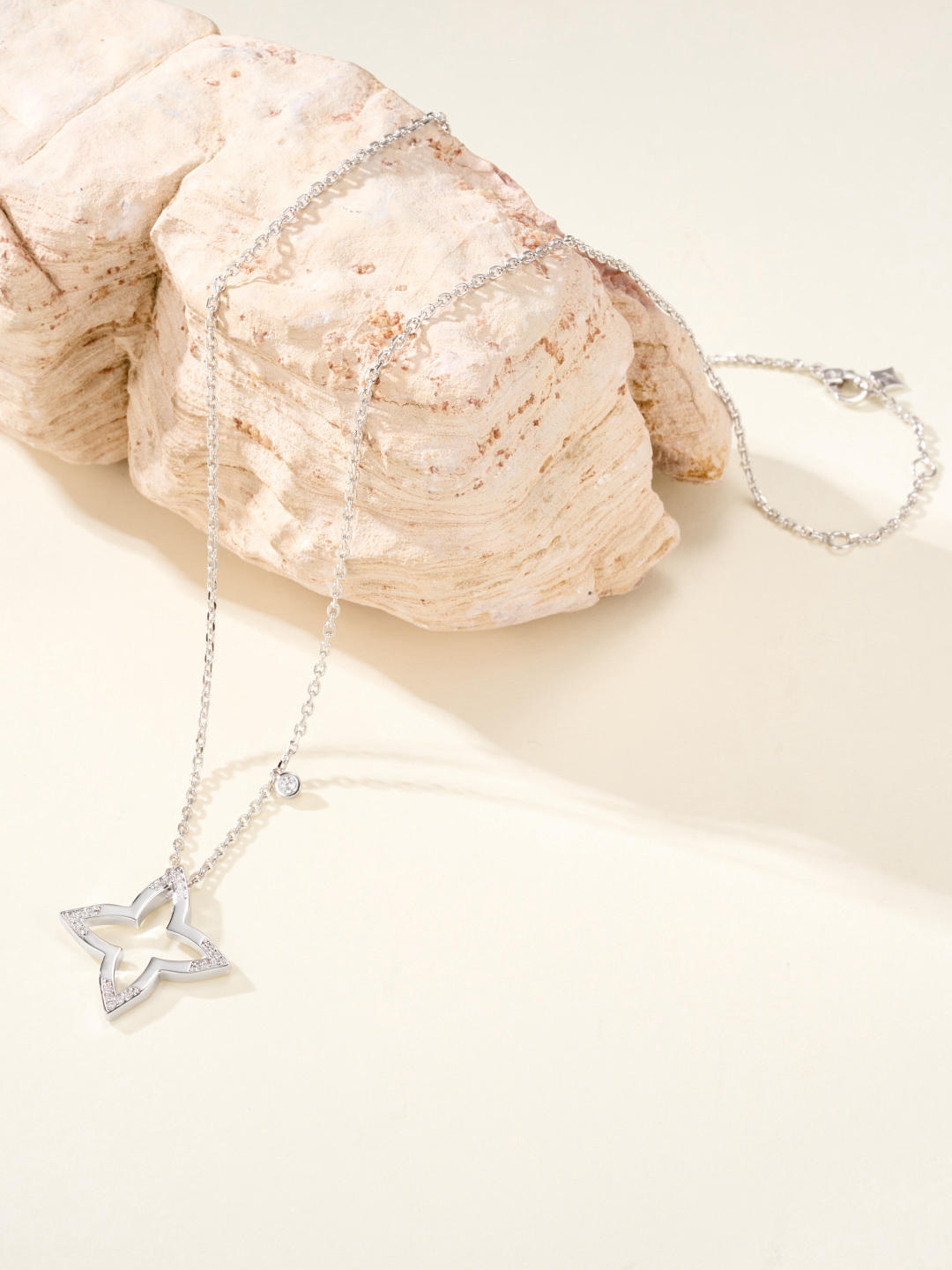 LV necklace-25