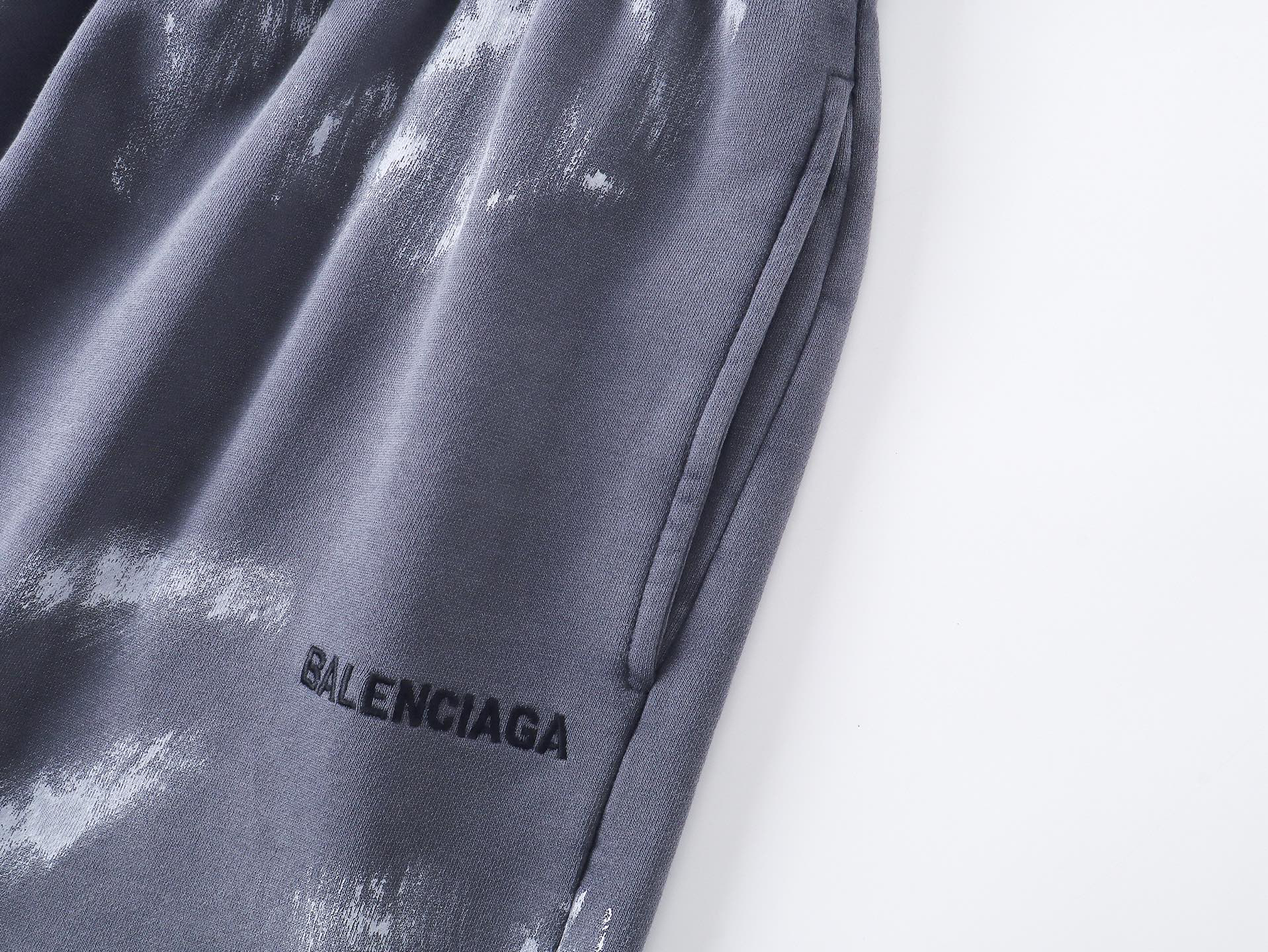 Balenciaga clothing-263