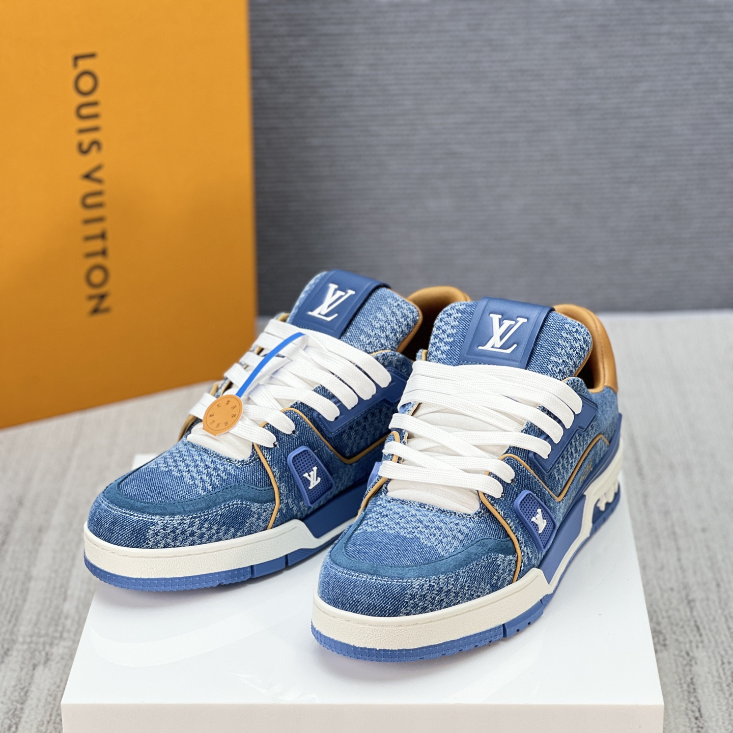 Lv Sneakers-155