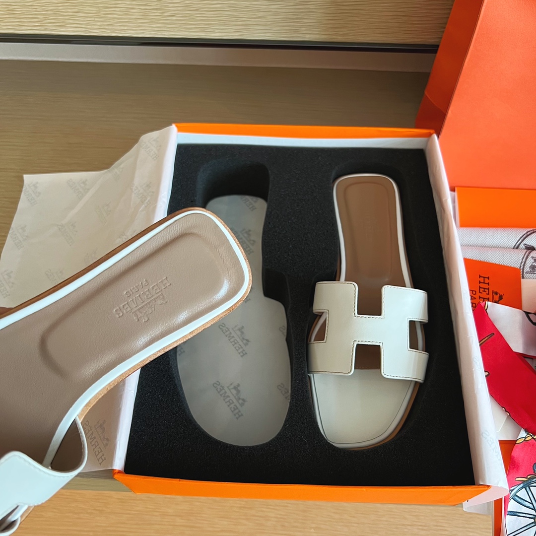Hermes Summer footwear