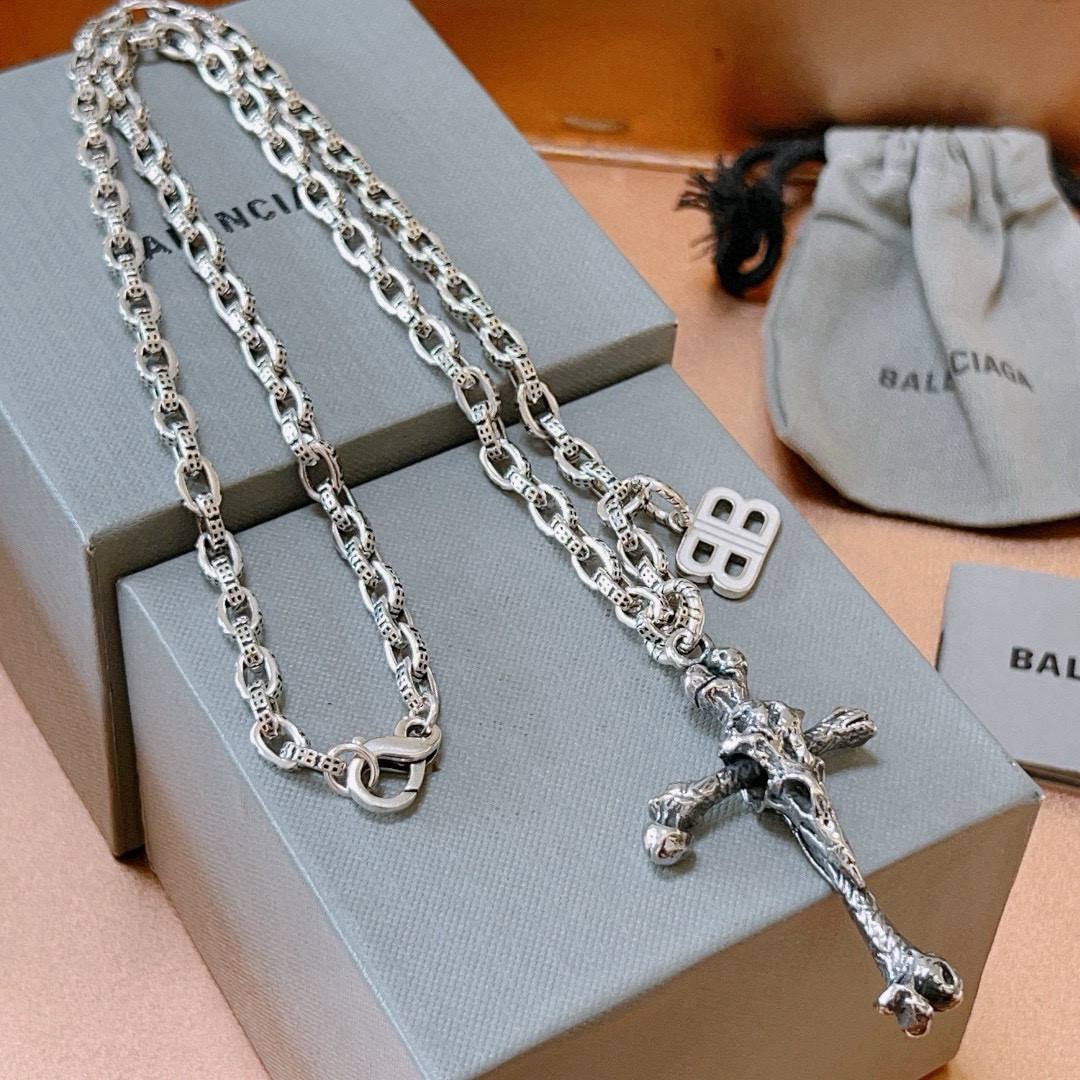 Balenciaga necklace-85